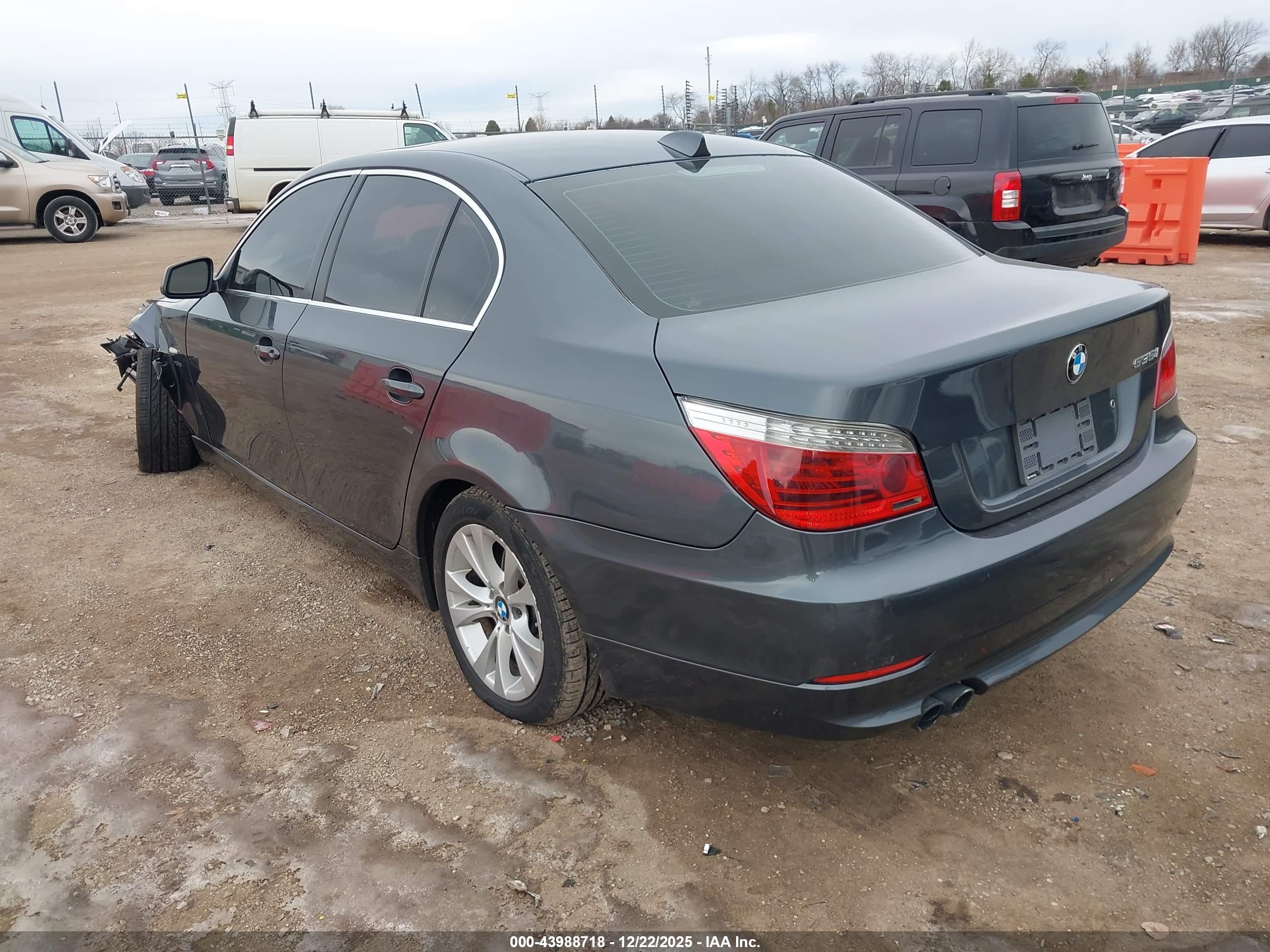 BMW 535I image 3