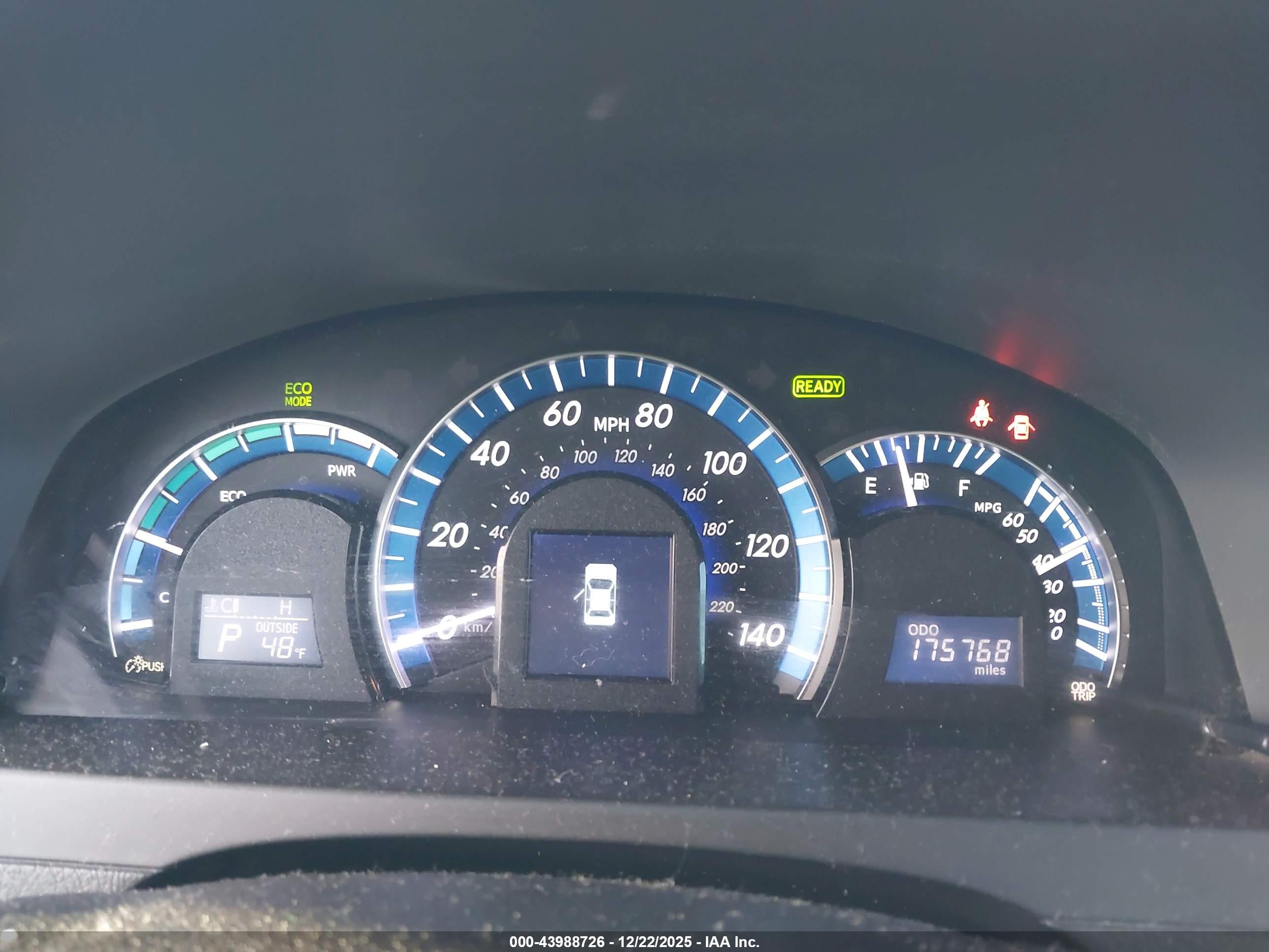TOYOTA CAMRY image 7