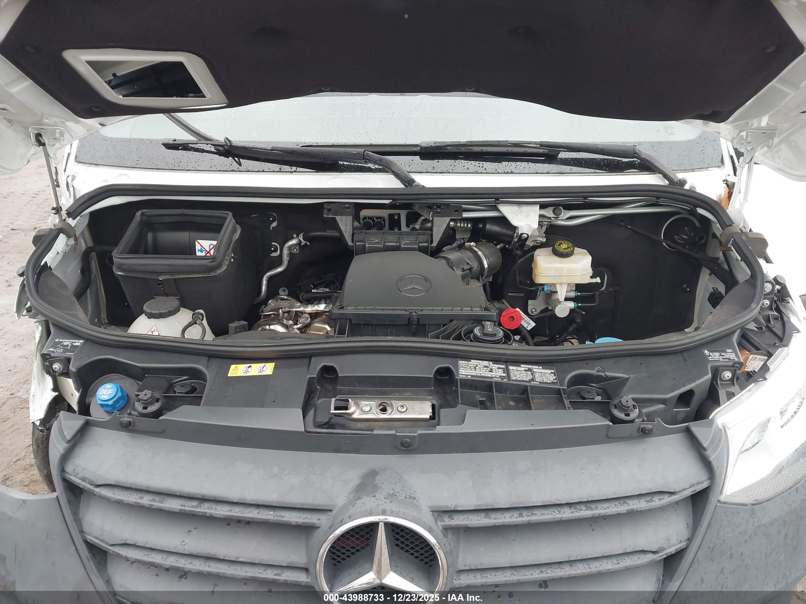 MERCEDES-BENZ SPRINTER image 10