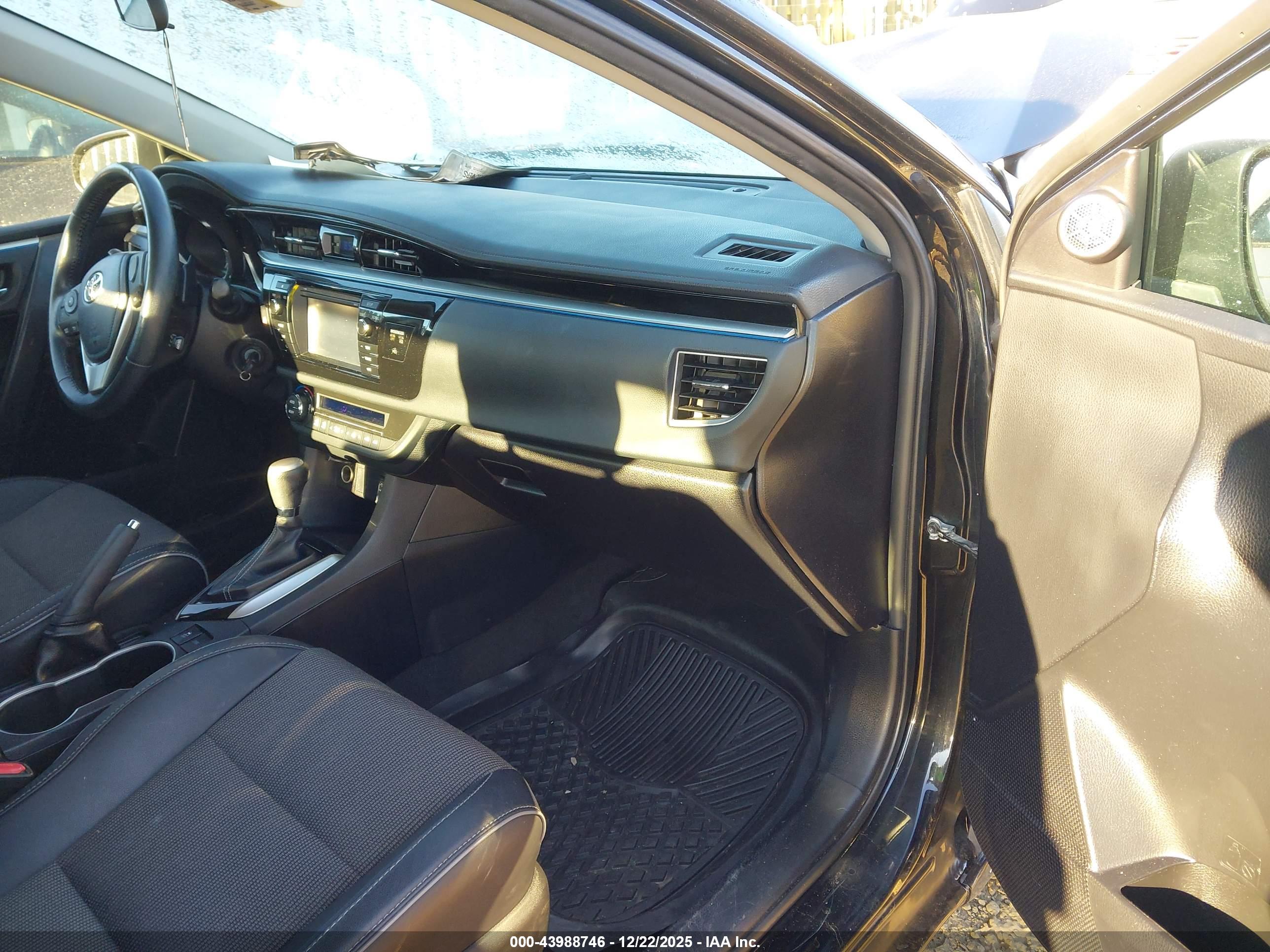 TOYOTA COROLLA image 5