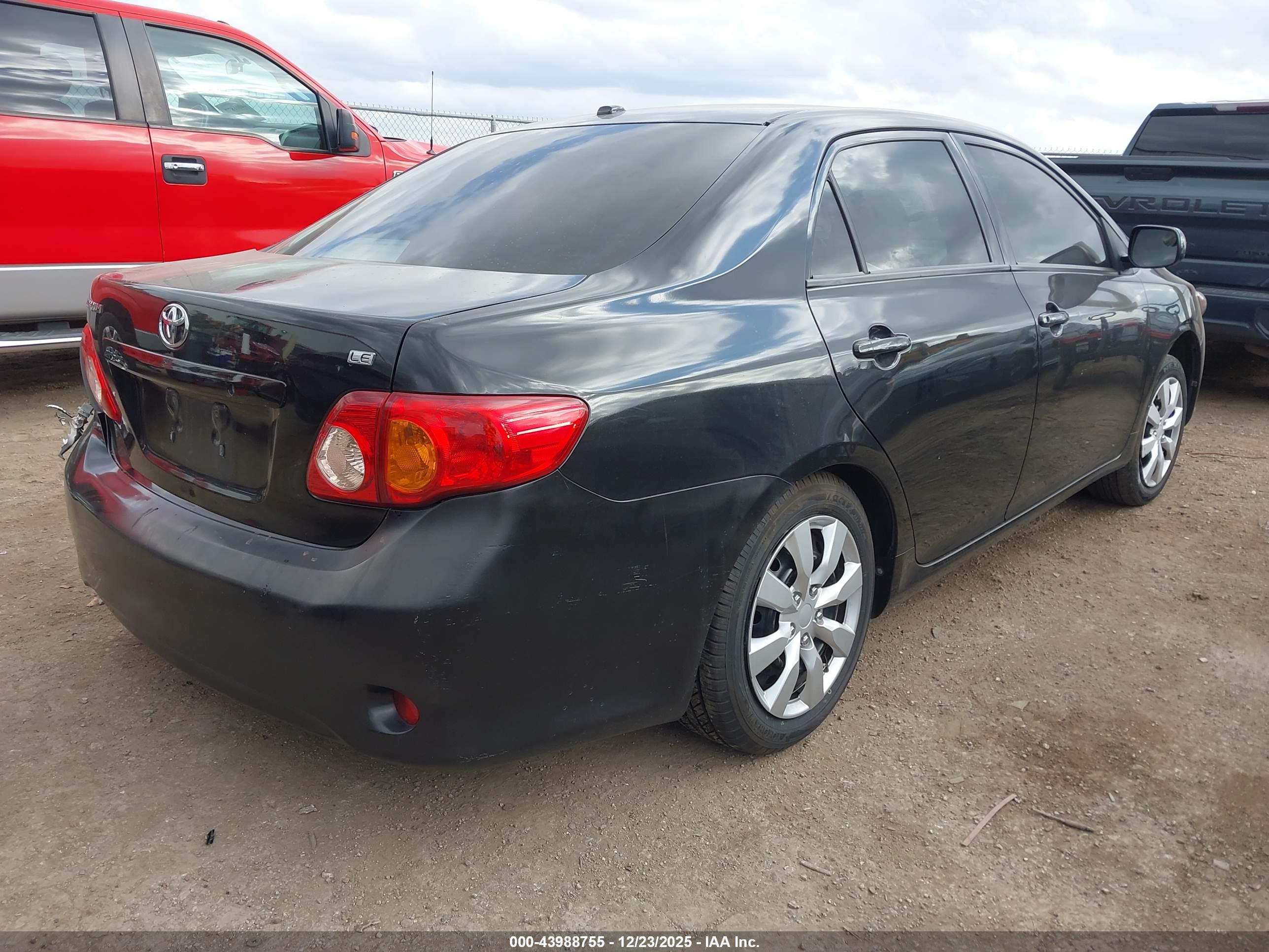 TOYOTA COROLLA image 4