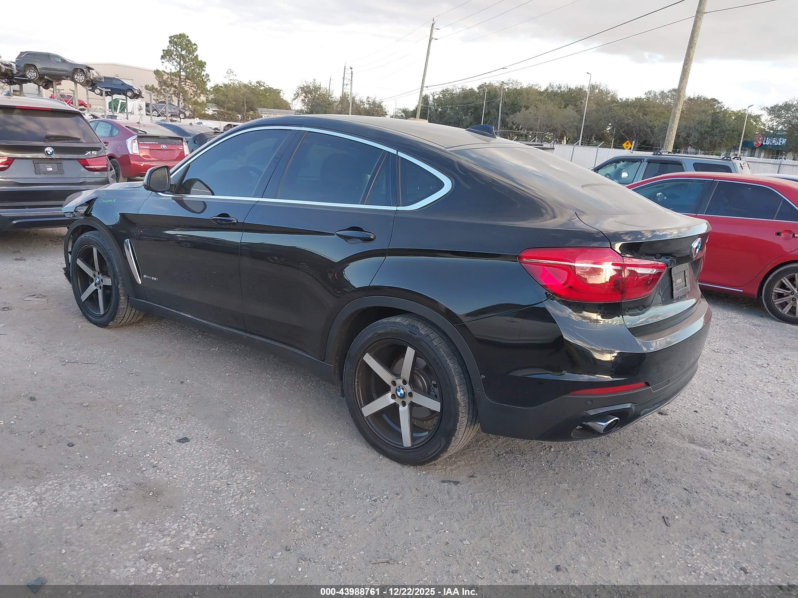 BMW X6 image 3