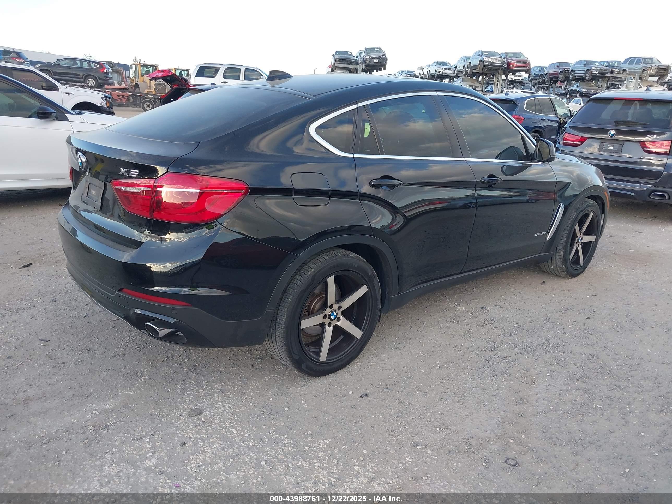 BMW X6 image 4