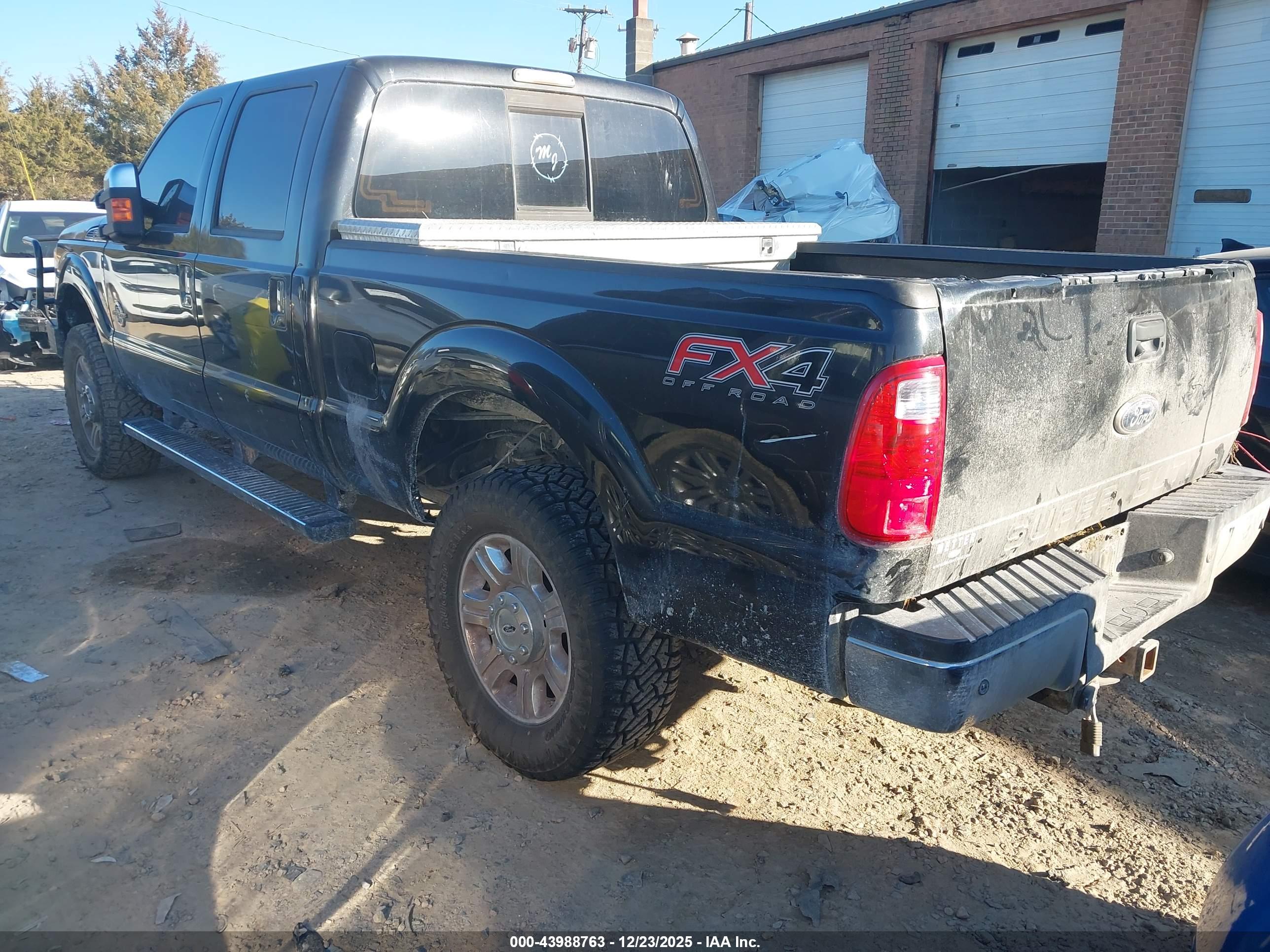 FORD F-350 image 3