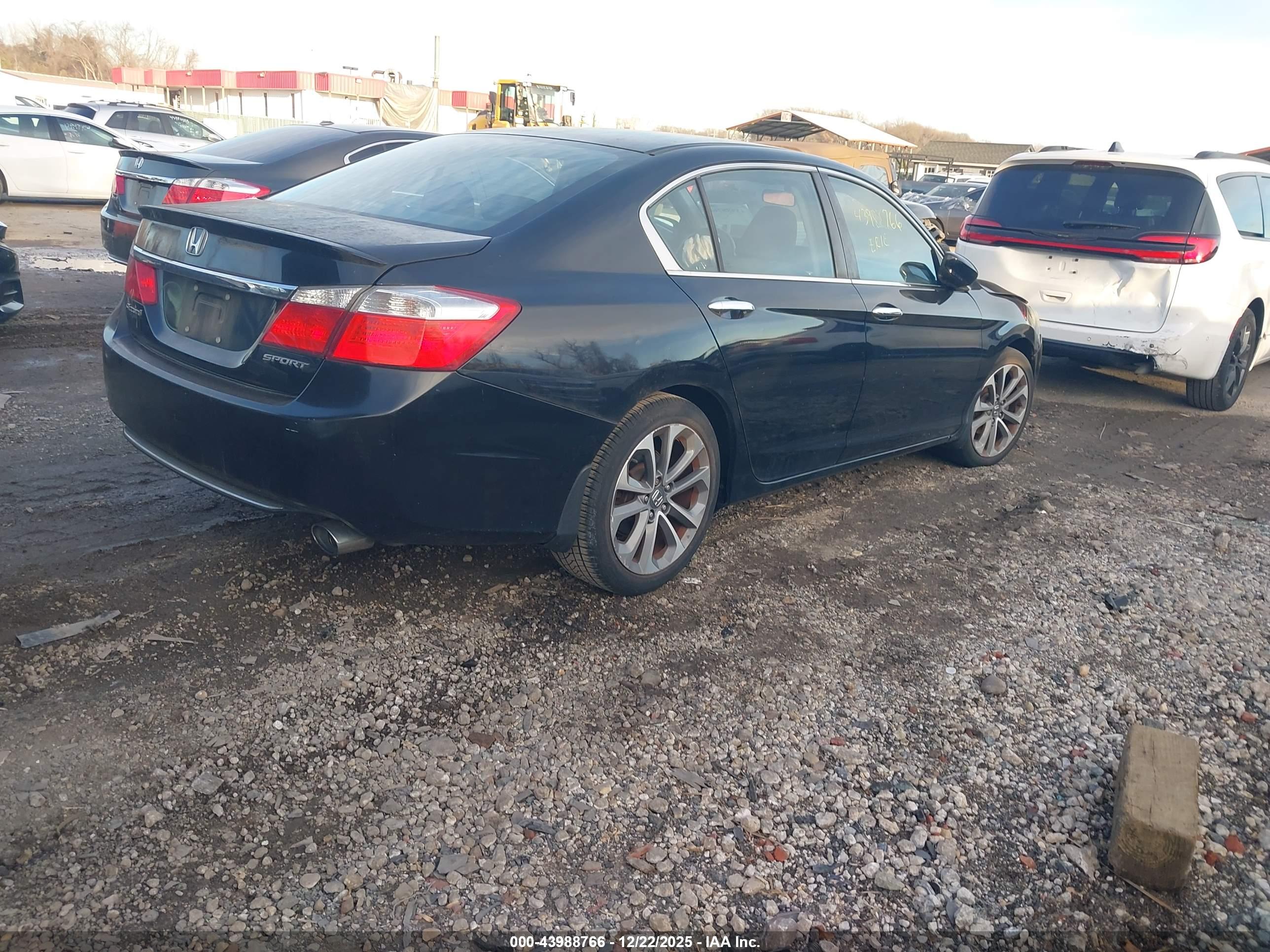 HONDA ACCORD image 4
