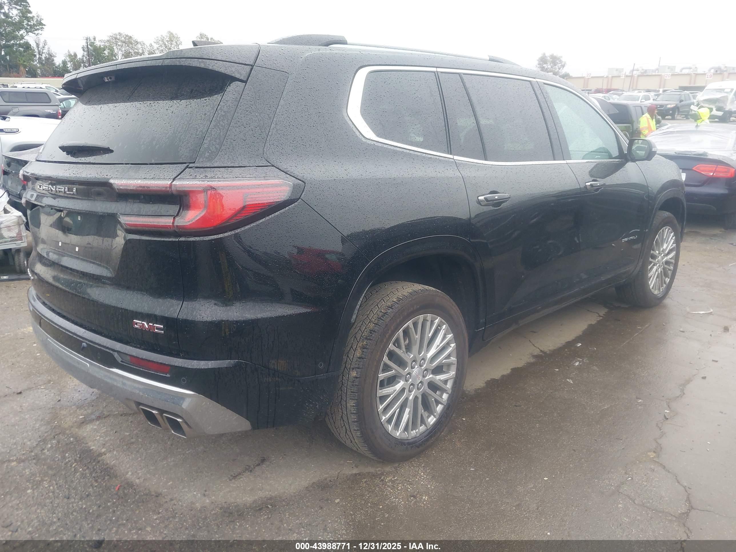 GMC ACADIA image 4