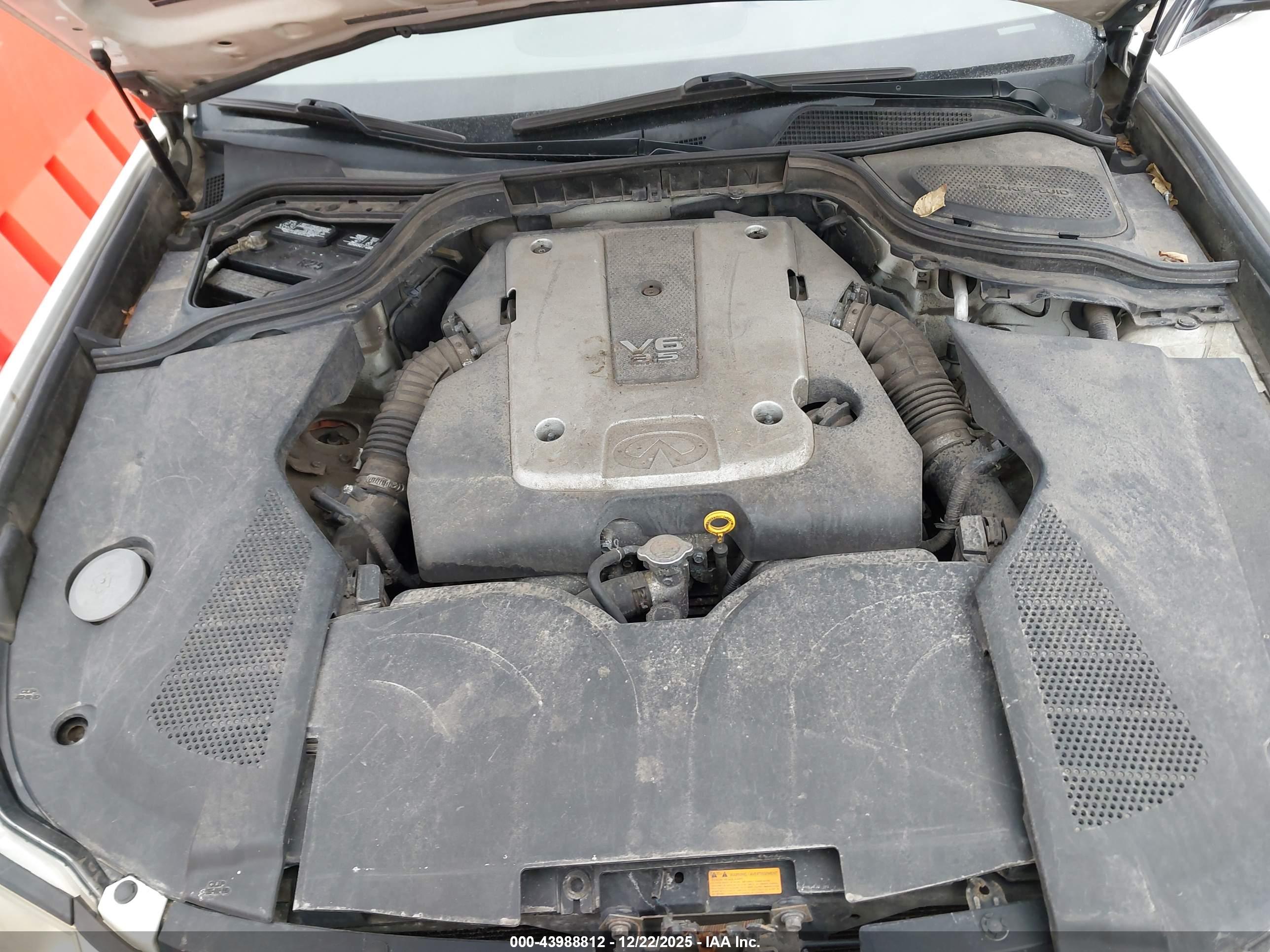 INFINITI M35X image 10