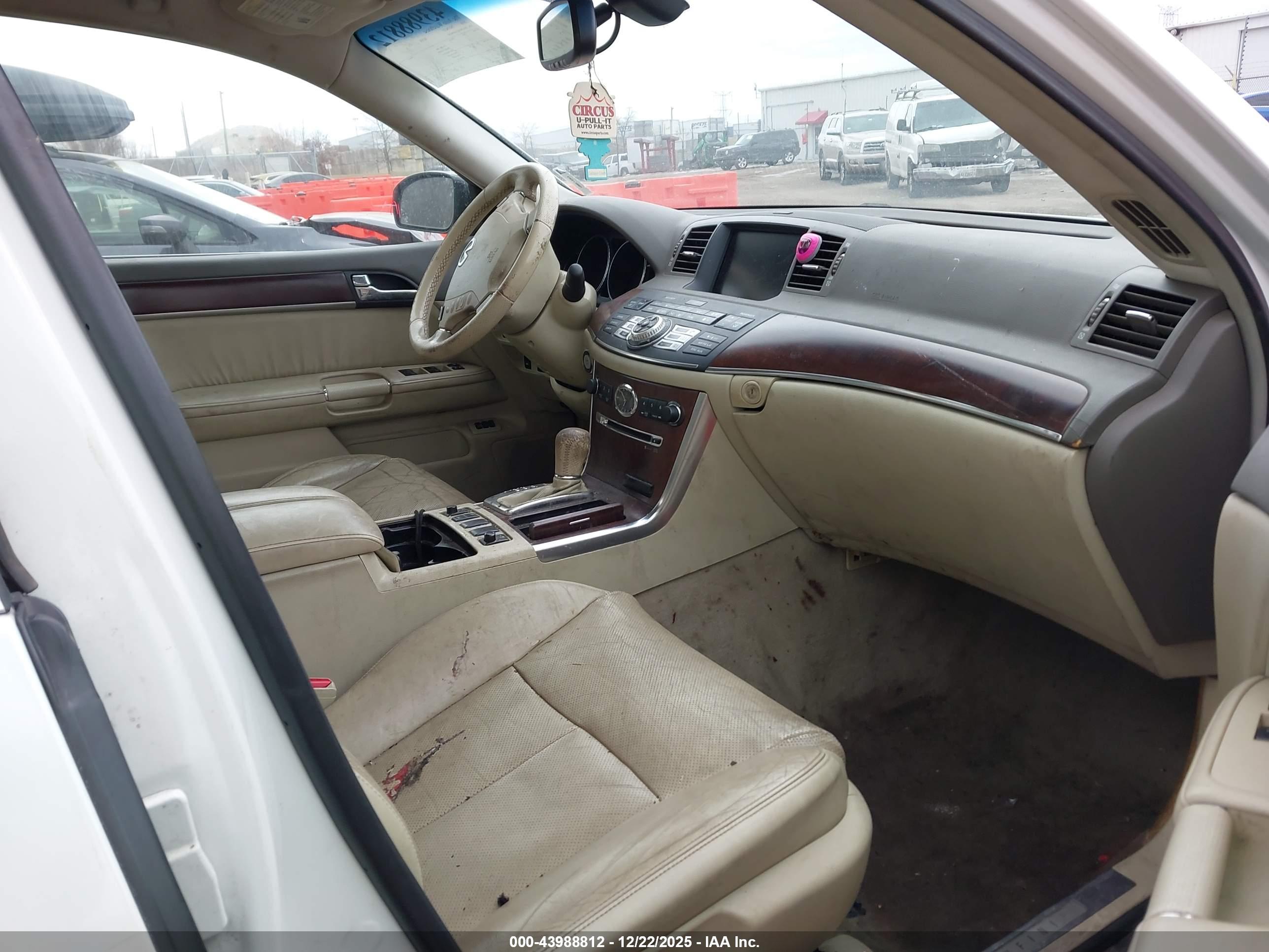 INFINITI M35X image 5