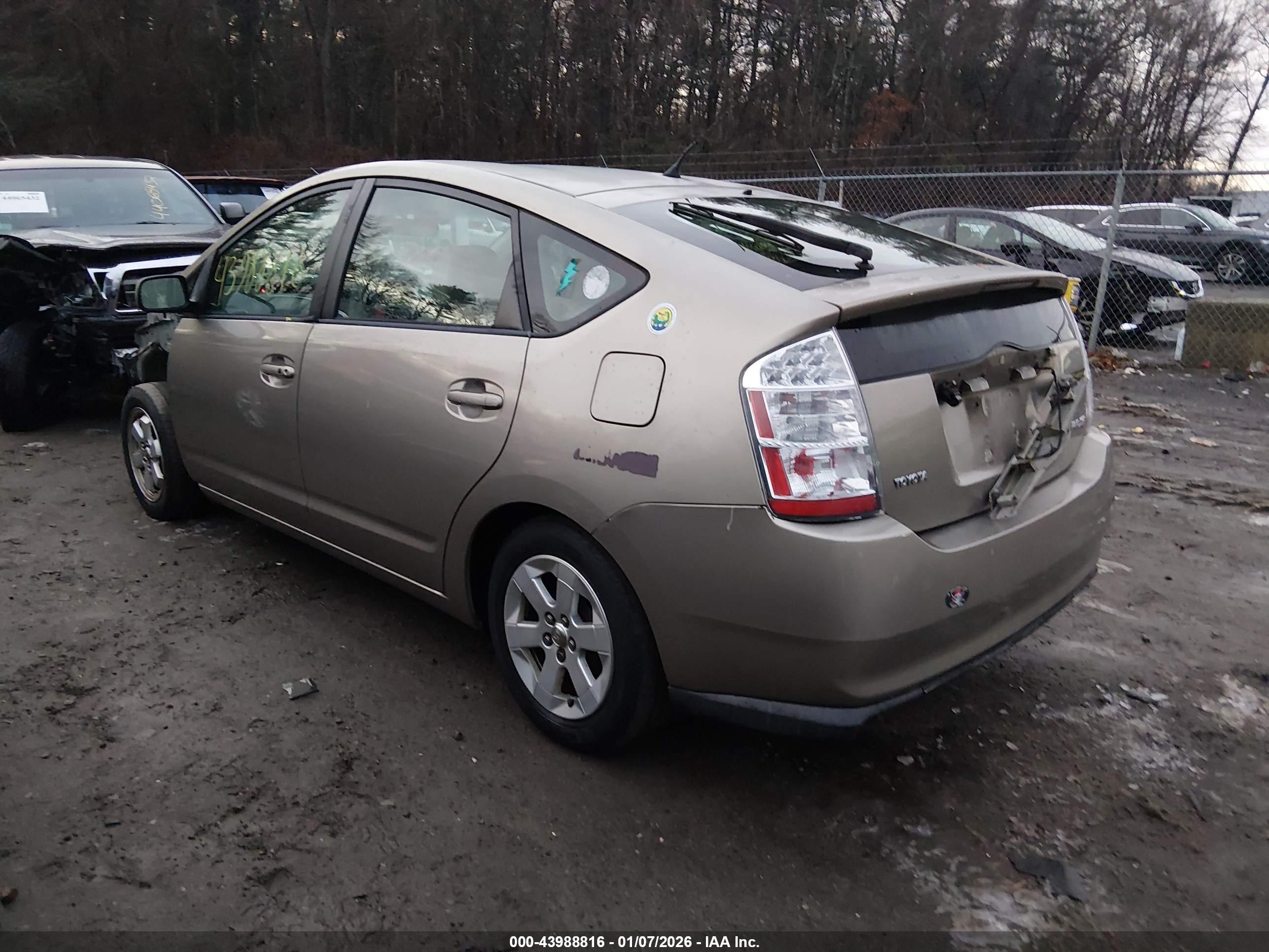 TOYOTA PRIUS image 3