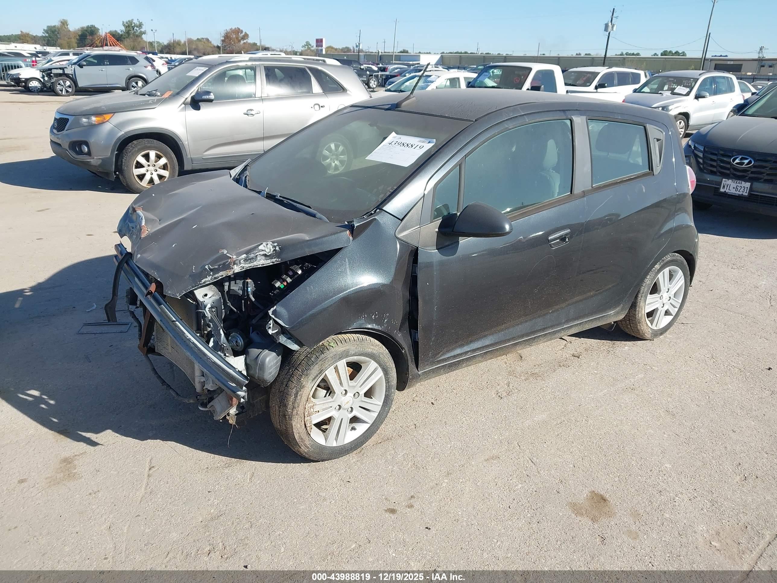 CHEVROLET SPARK image 2
