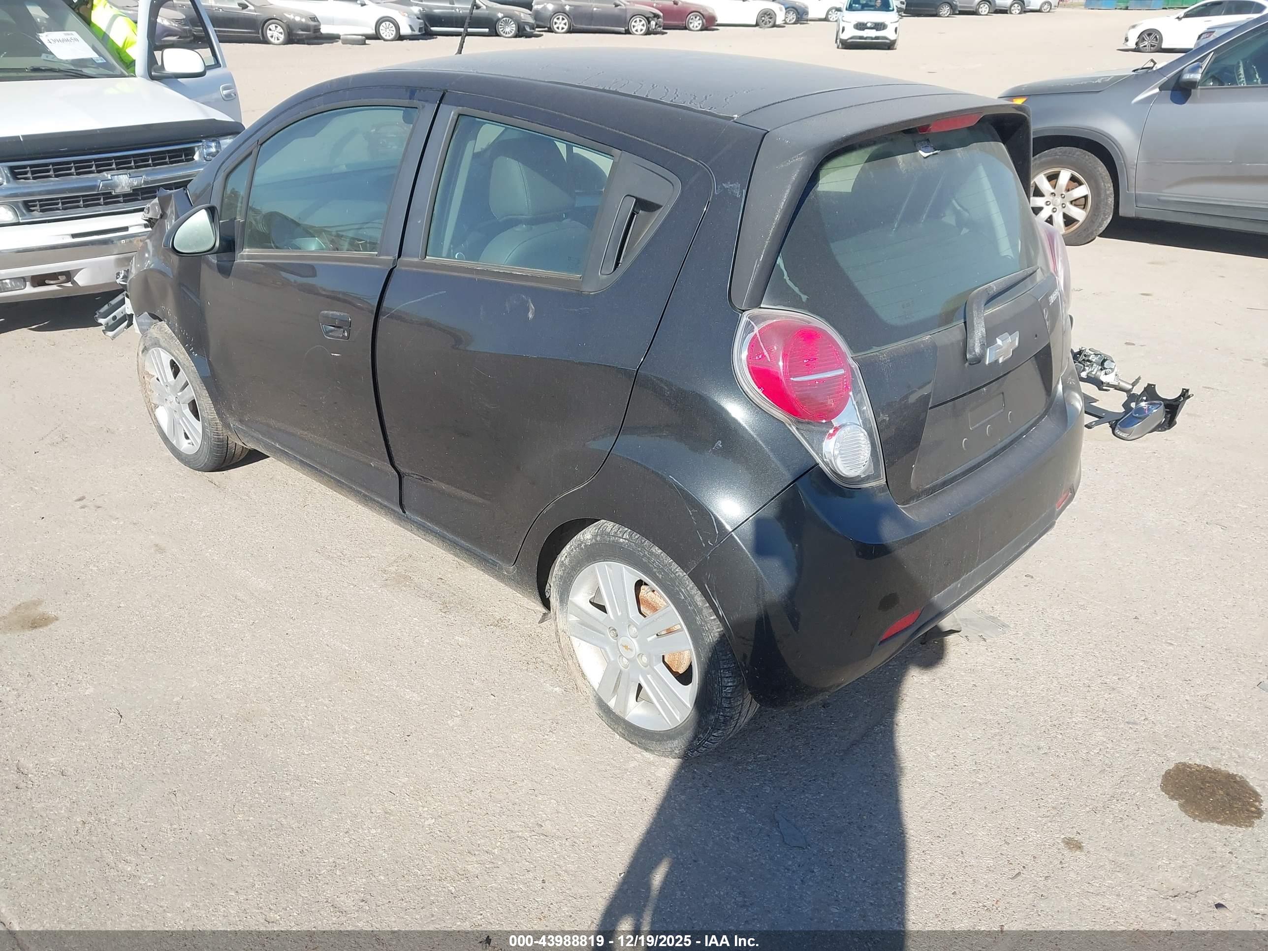 CHEVROLET SPARK image 3