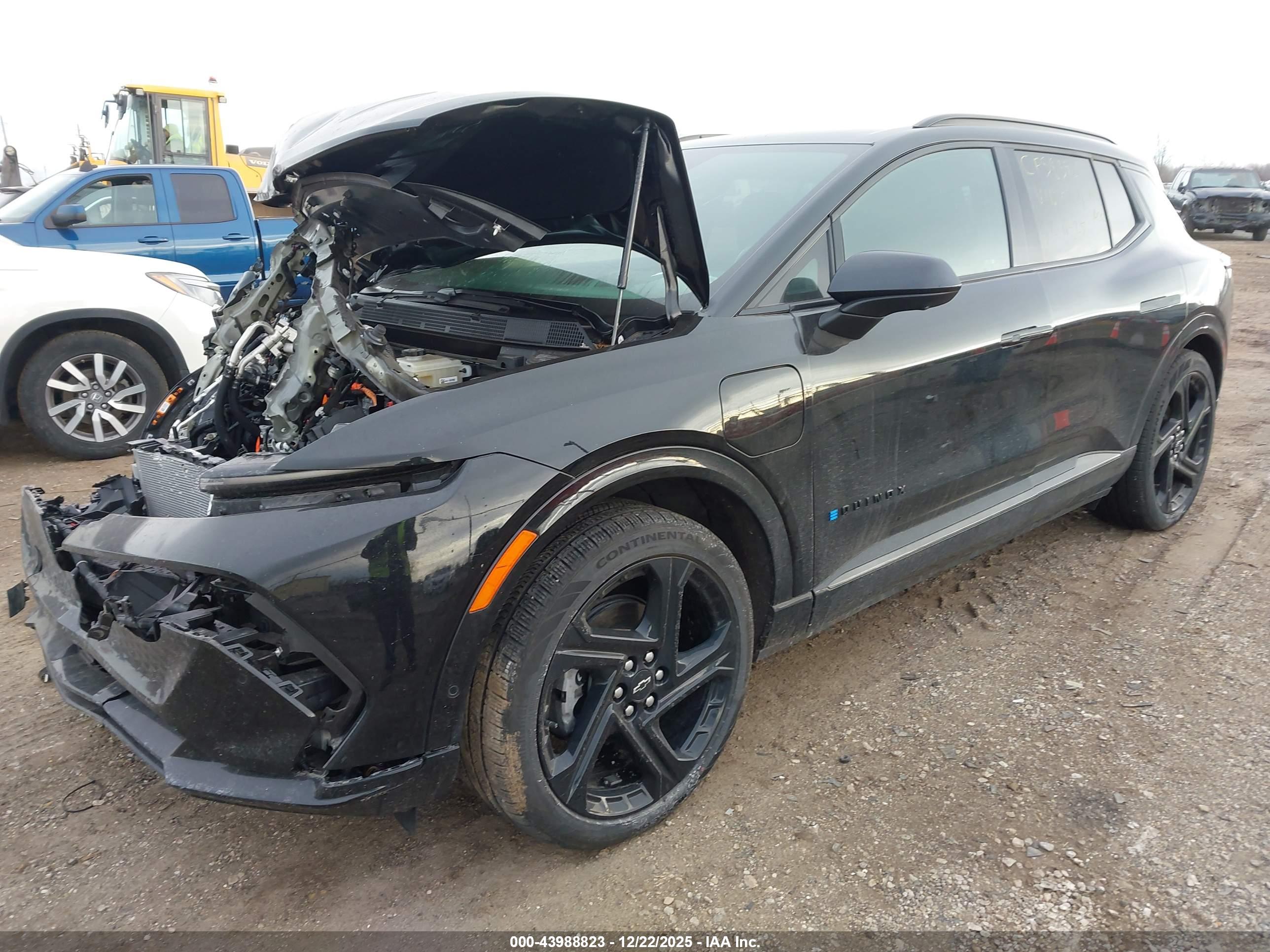 CHEVROLET EQUINOX image 2