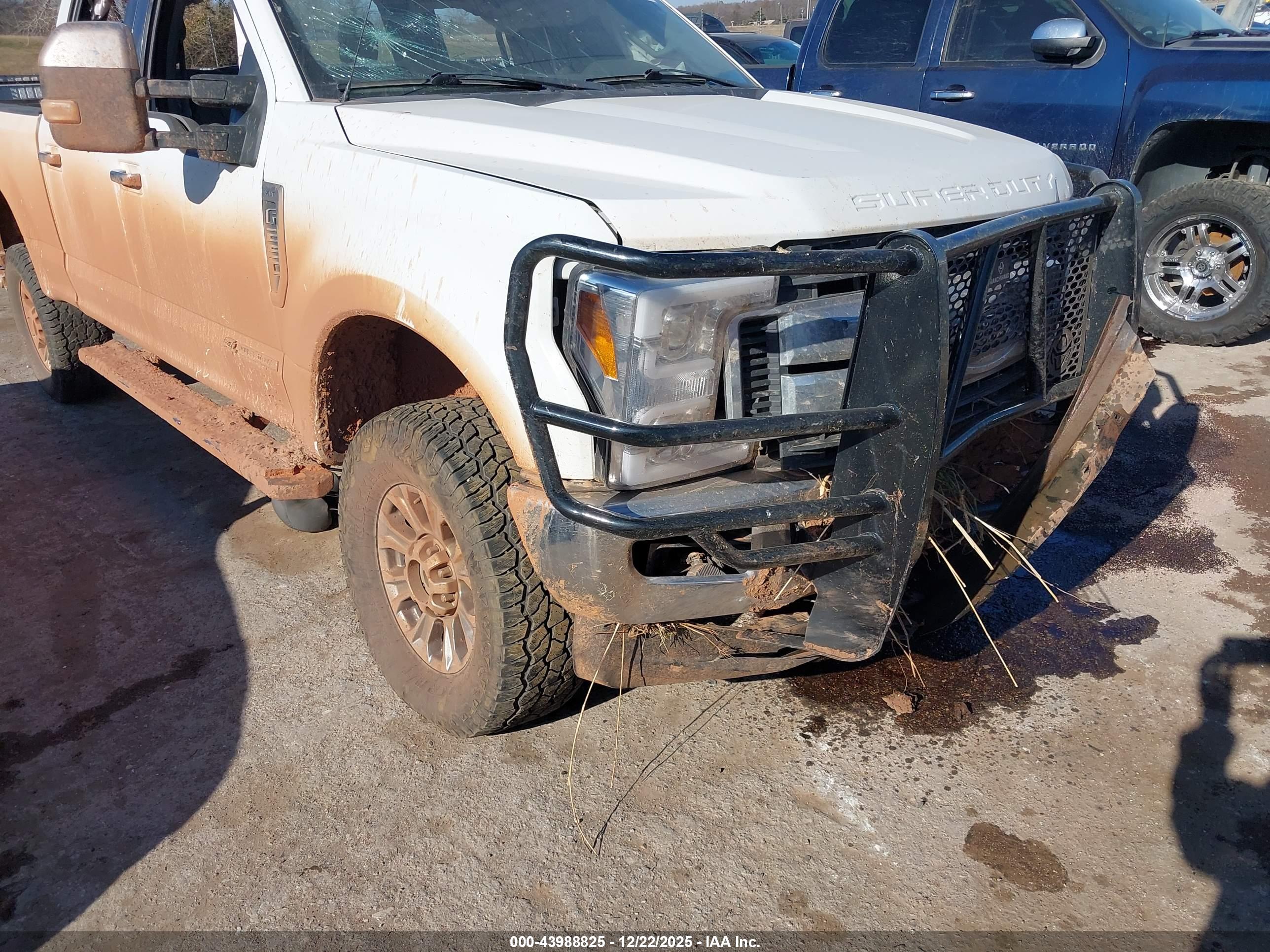 FORD F-250 image 6