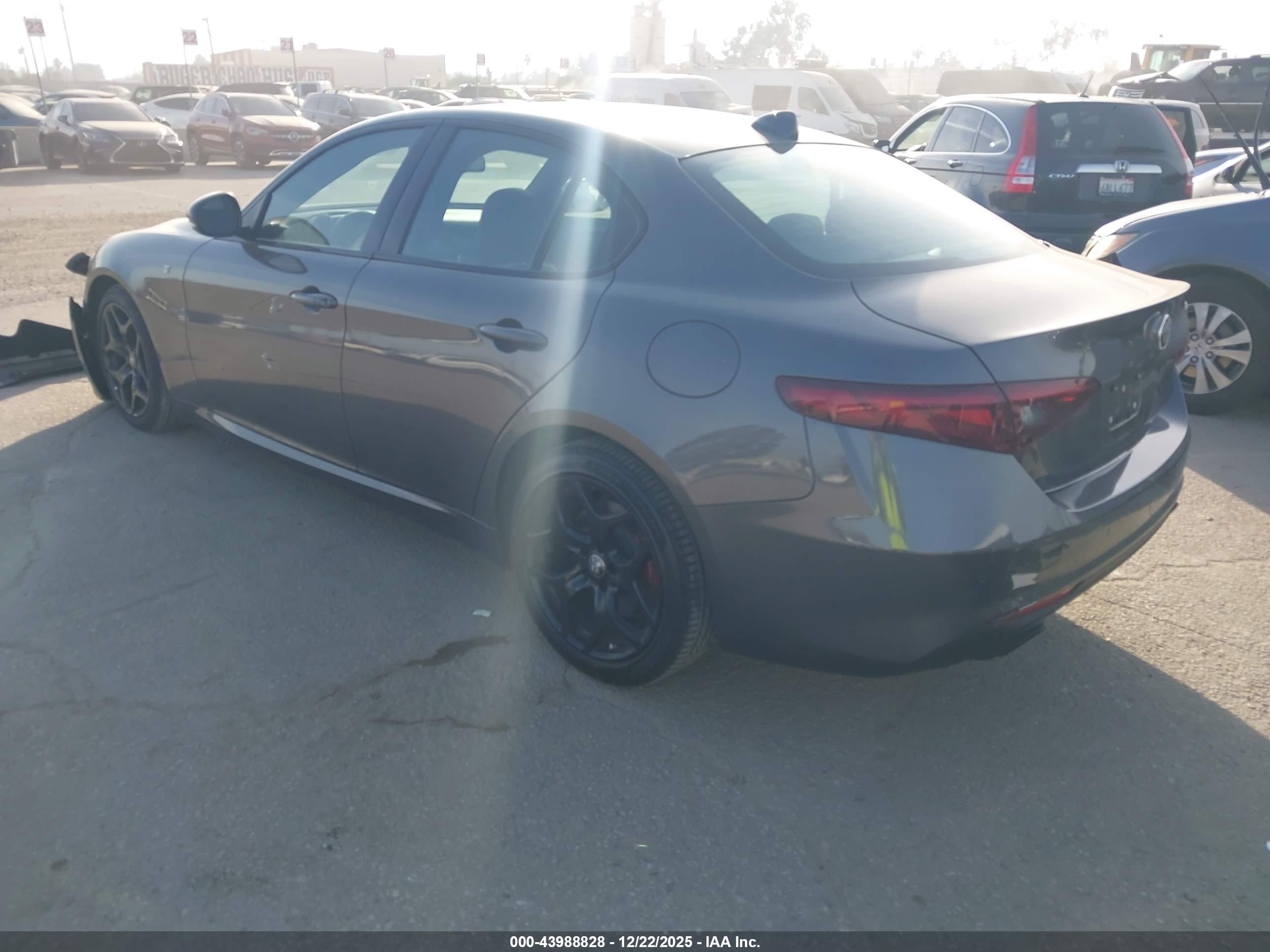 ALFA ROMEO image 3