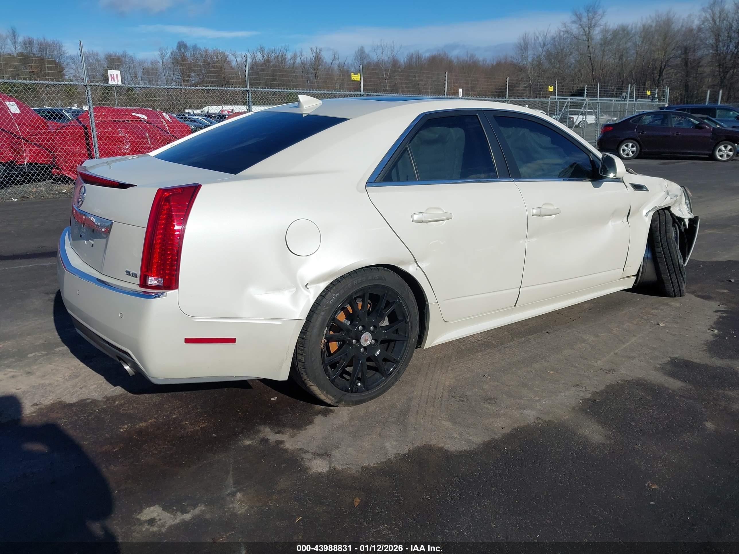 CADILLAC CTS image 4