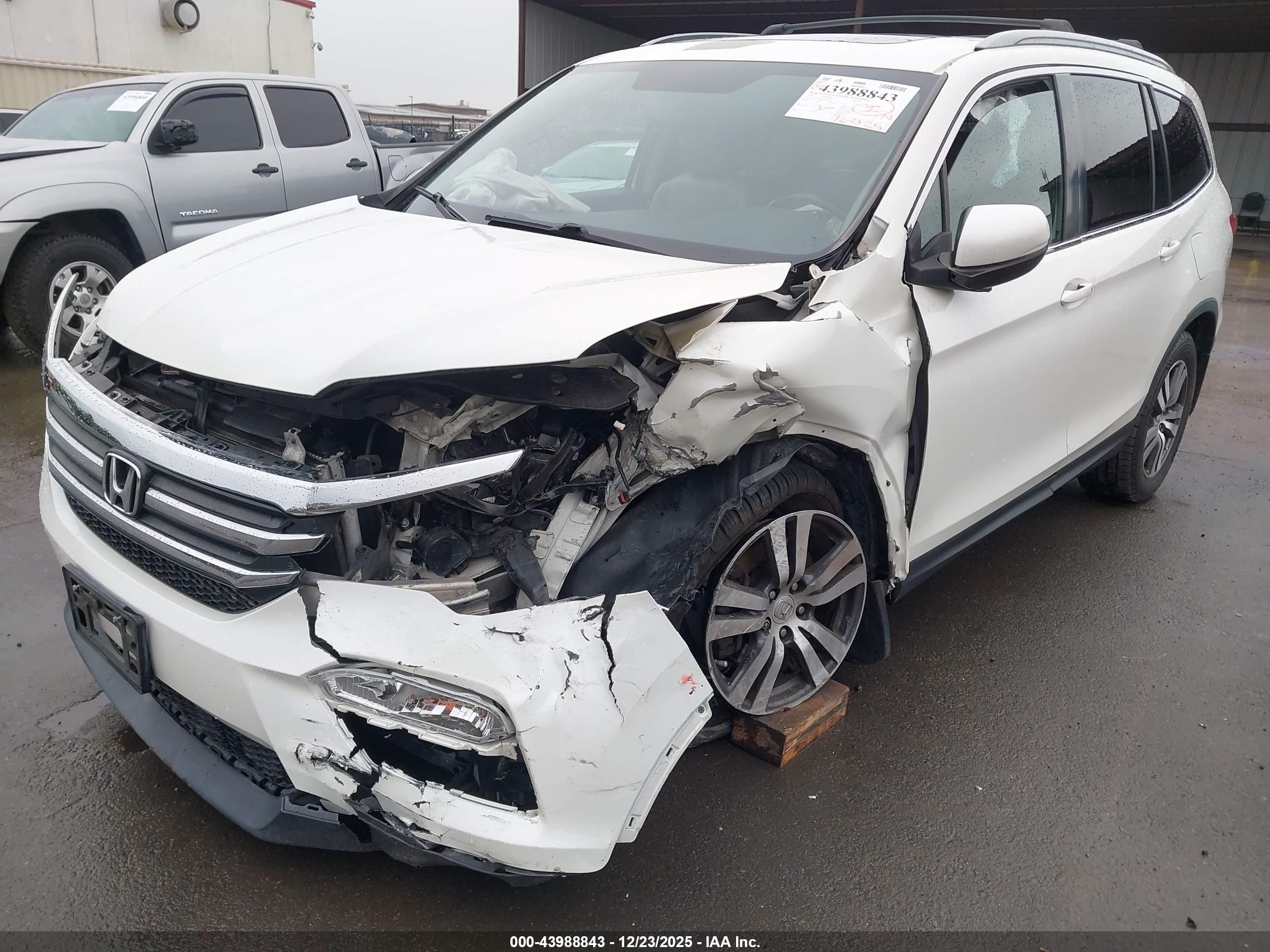 HONDA PILOT image 6