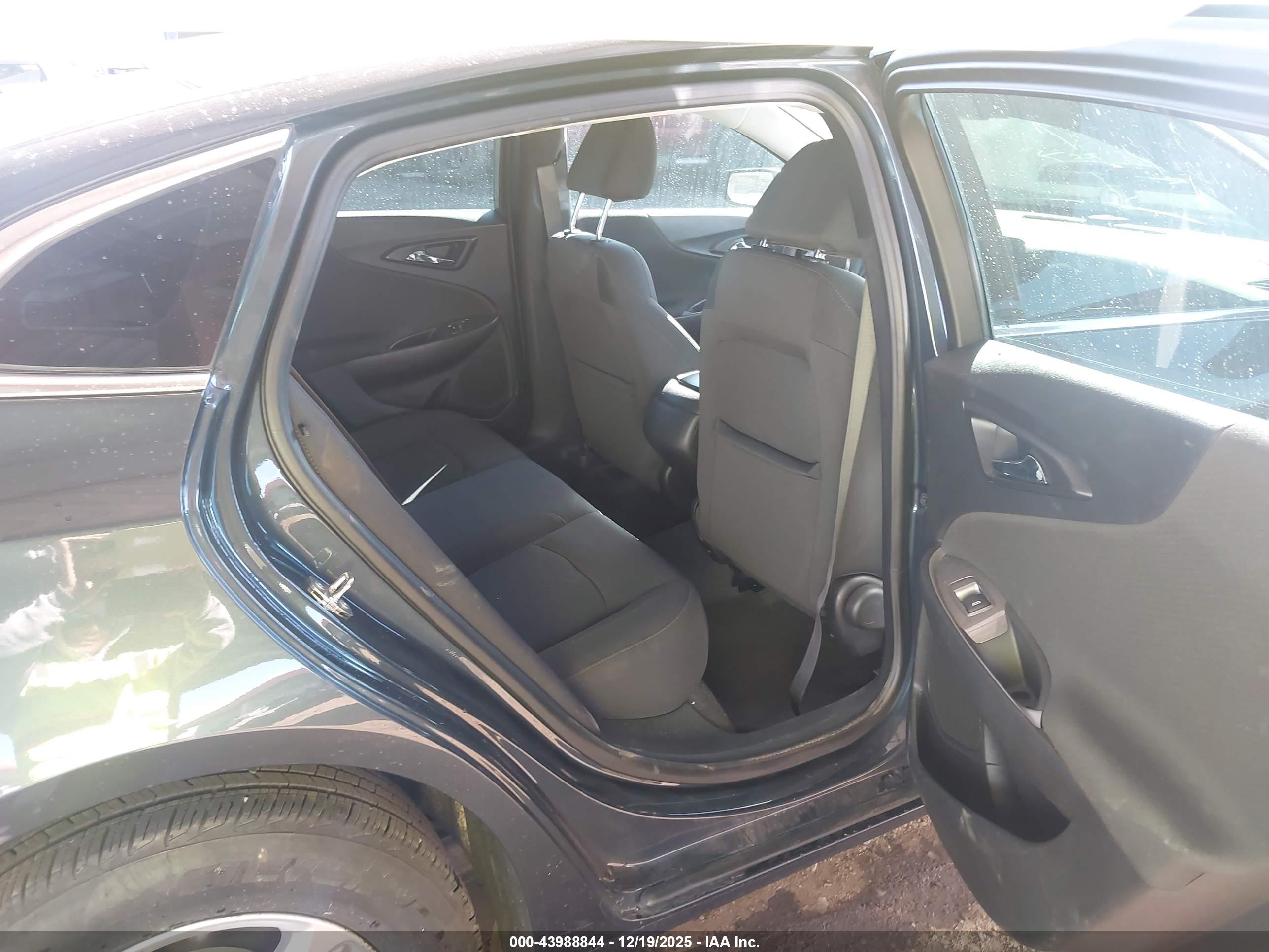 CHEVROLET MALIBU image 8