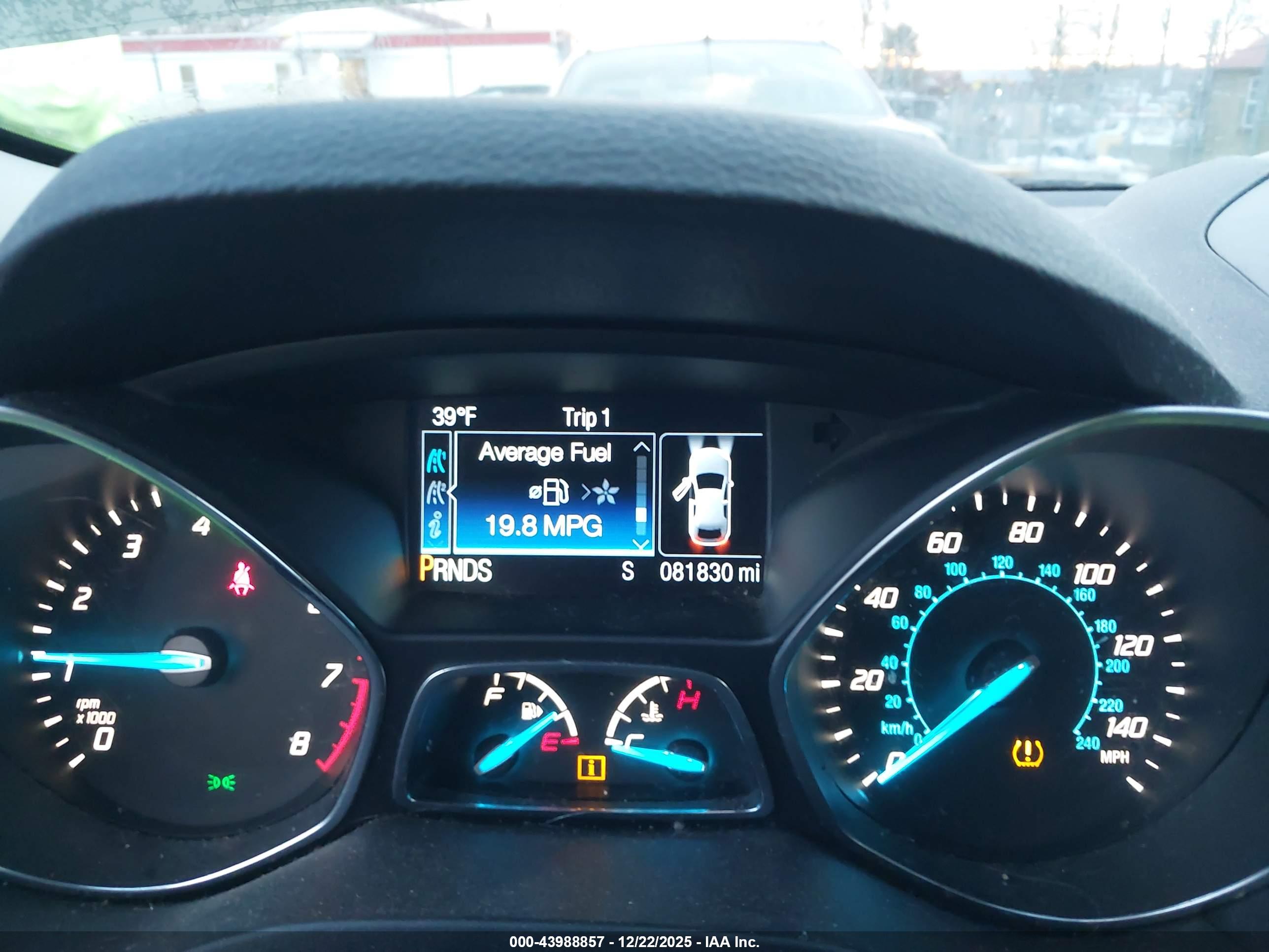 FORD ESCAPE image 7