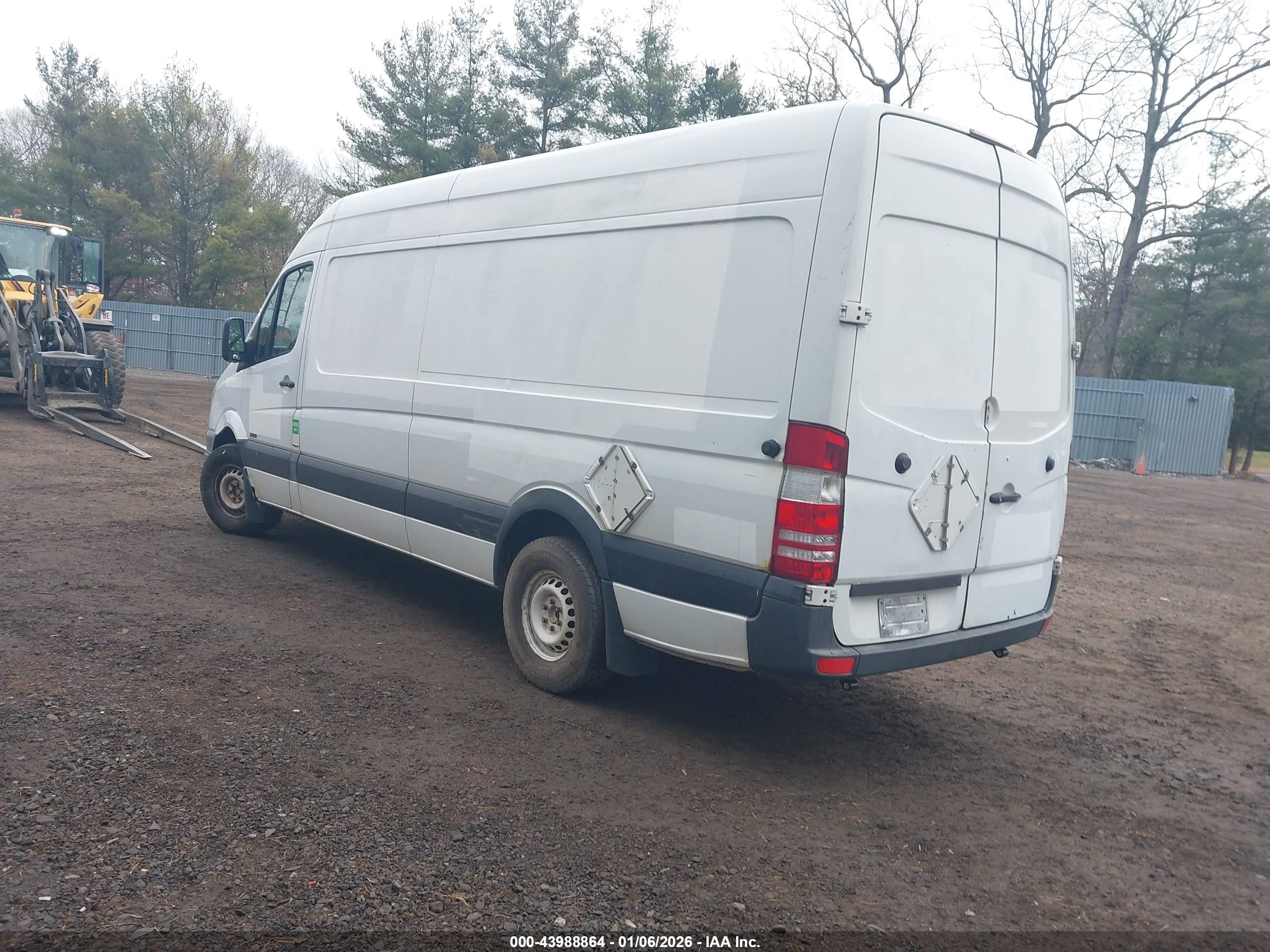 MERCEDES-BENZ SPRINTER image 3