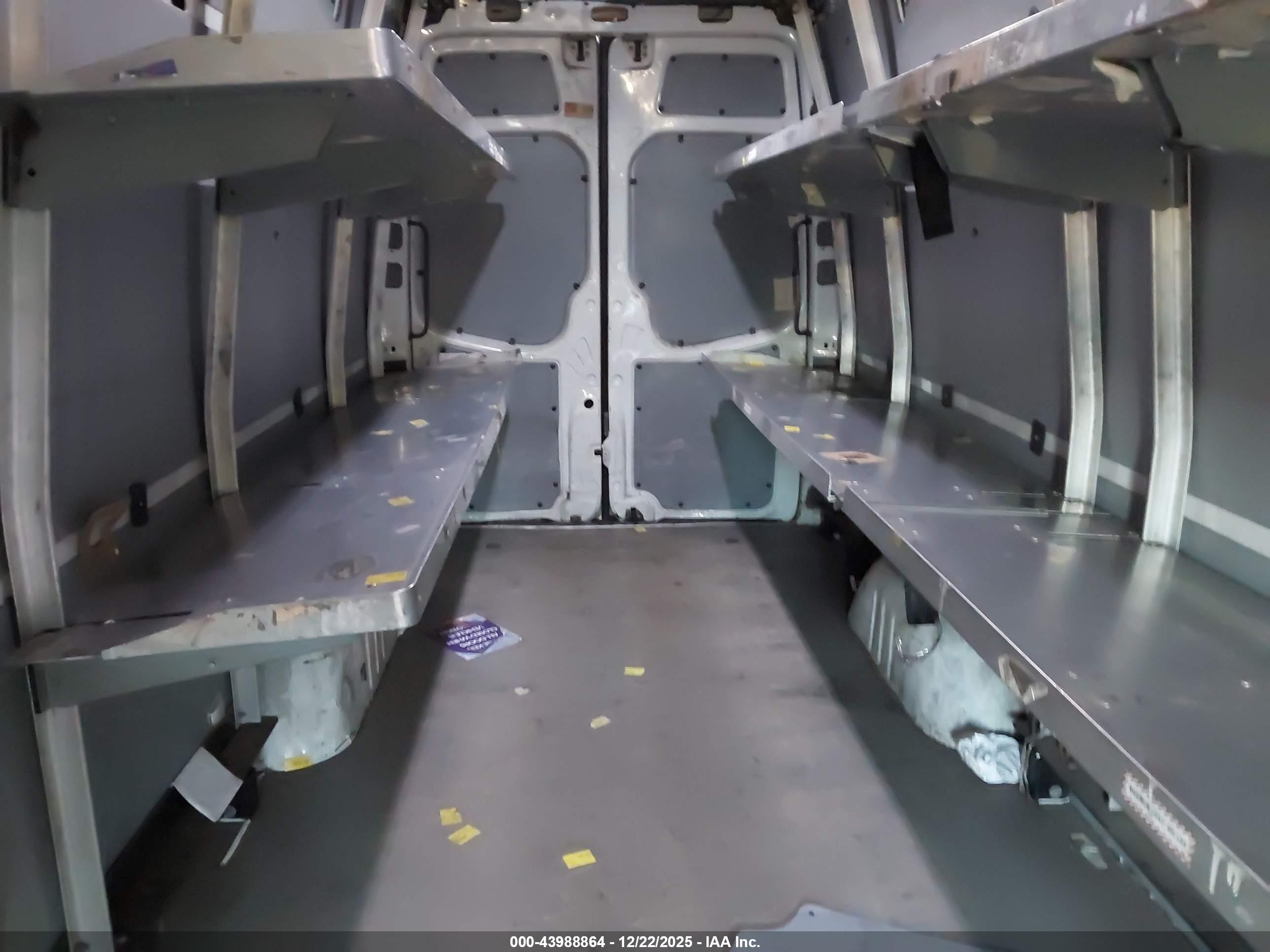 MERCEDES-BENZ SPRINTER image 8