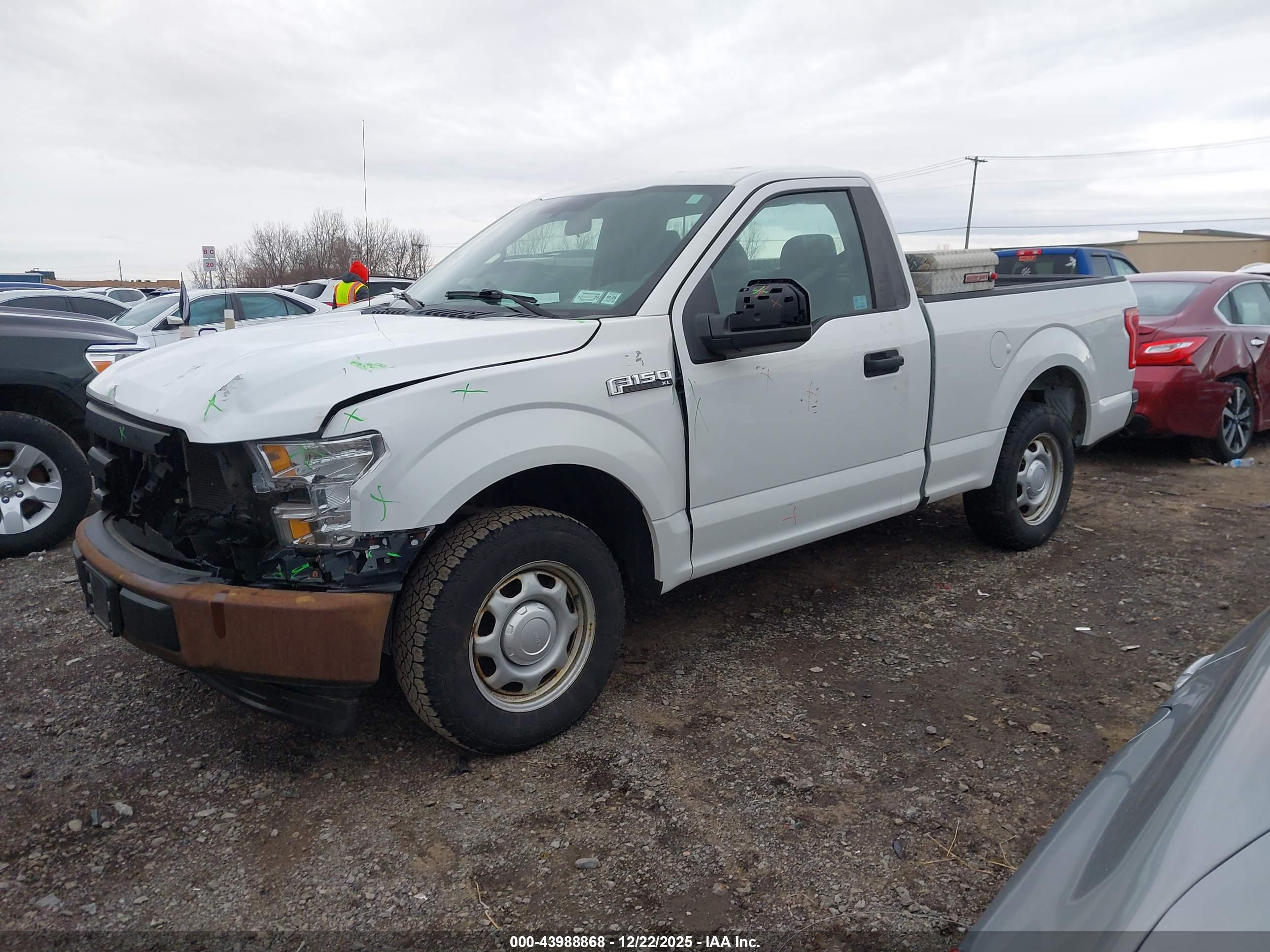FORD F-150 image 2