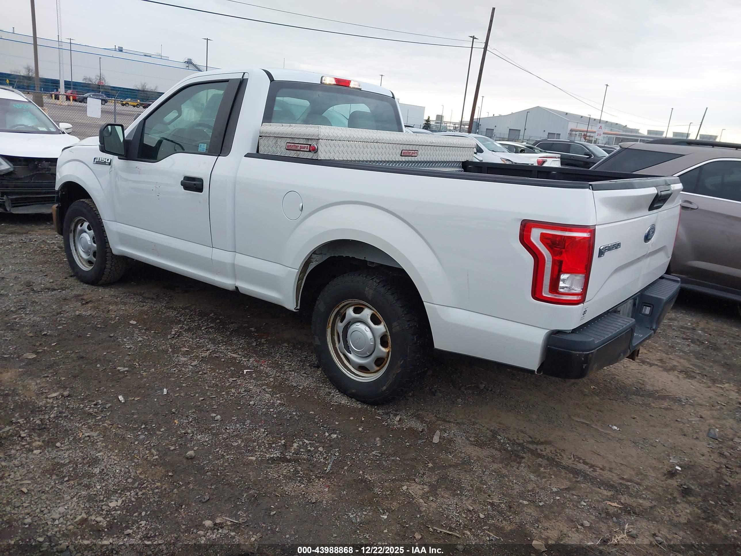 FORD F-150 image 3