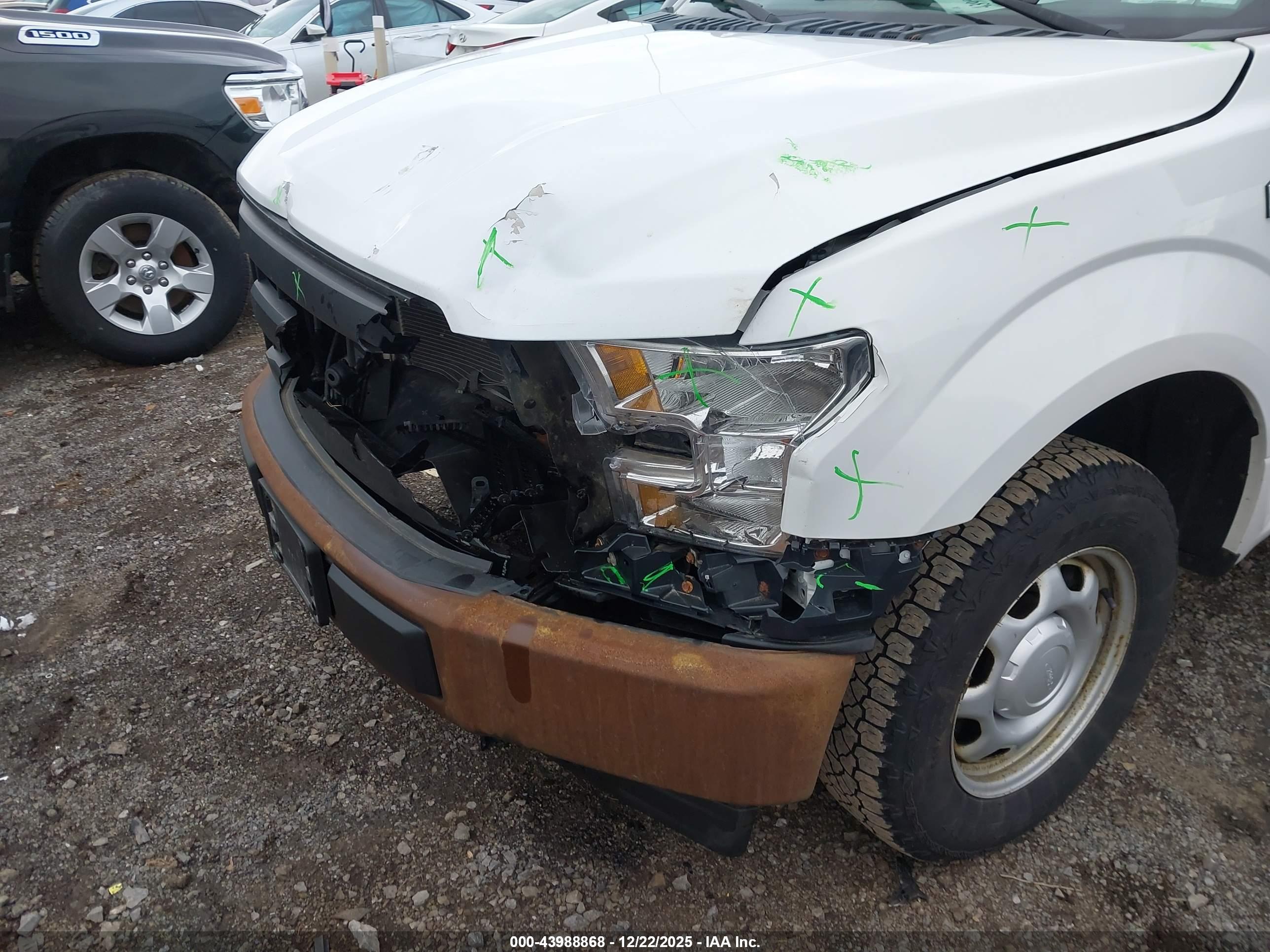 FORD F-150 image 6