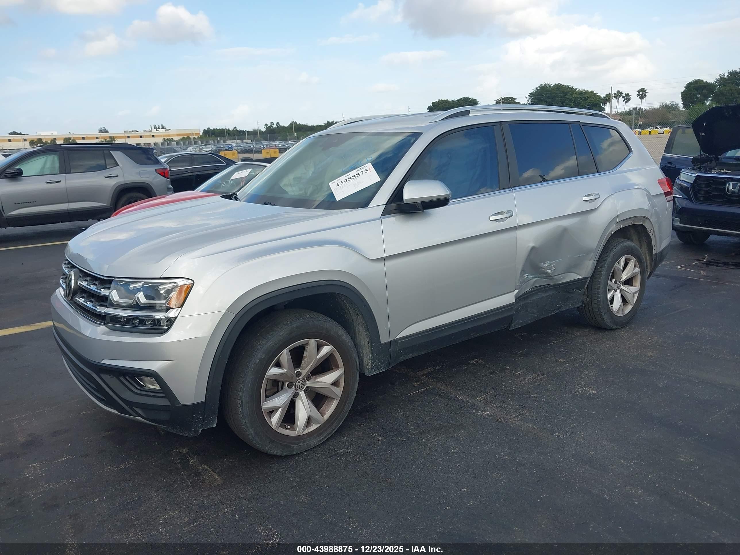 VOLKSWAGEN ATLAS image 2