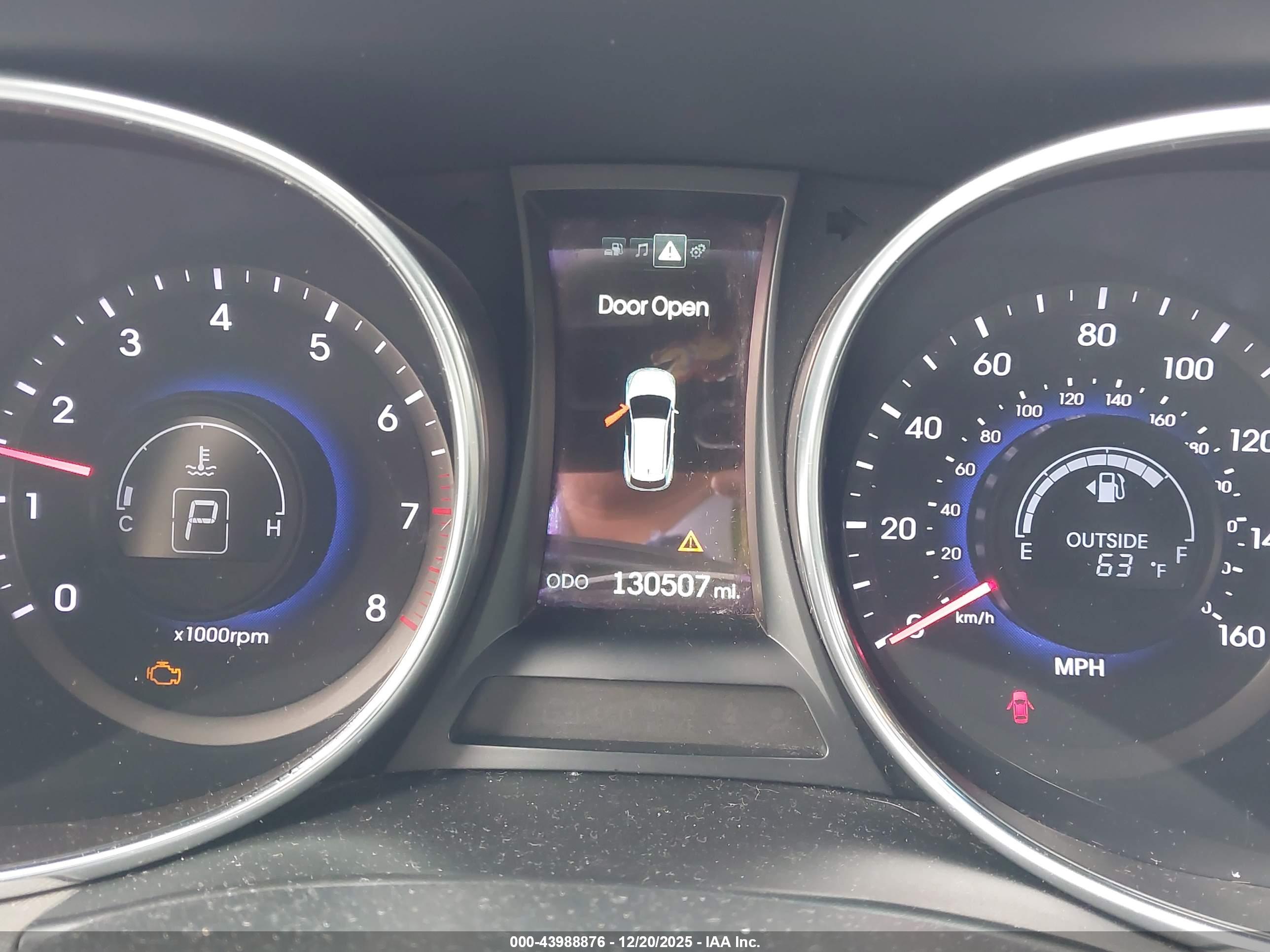 HYUNDAI SANTA image 7