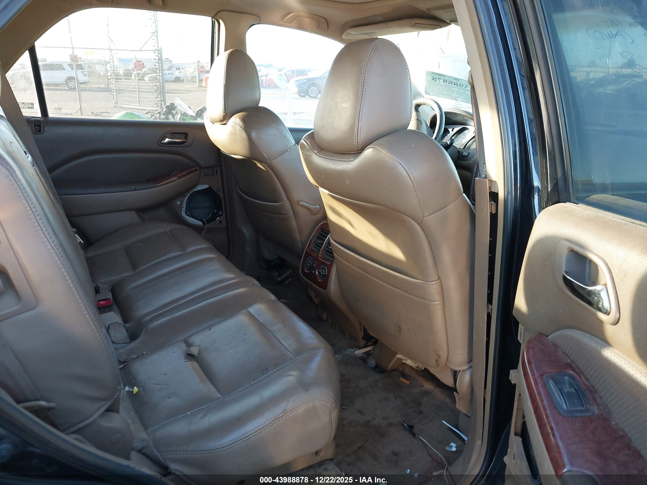 ACURA MDX image 8