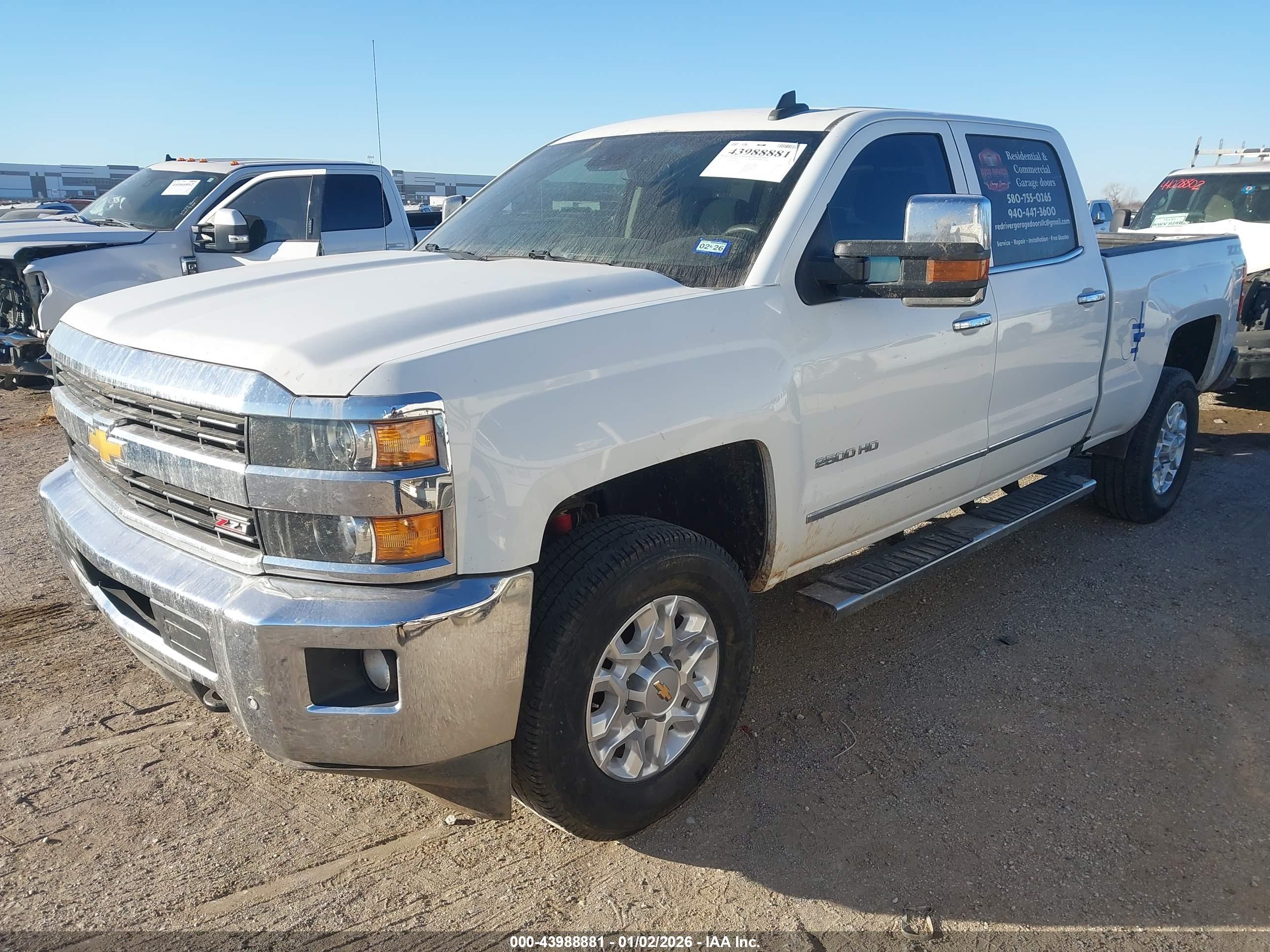 CHEVROLET SILVERADO image 2