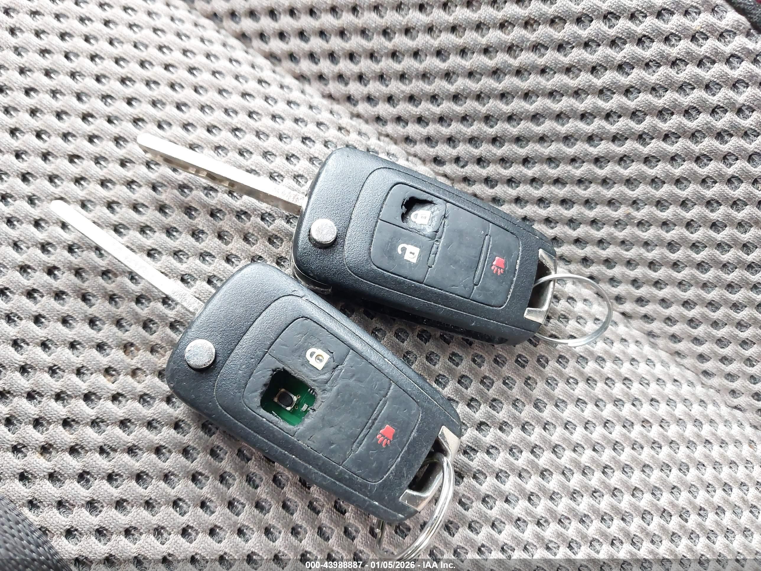 CHEVROLET EQUINOX image 11