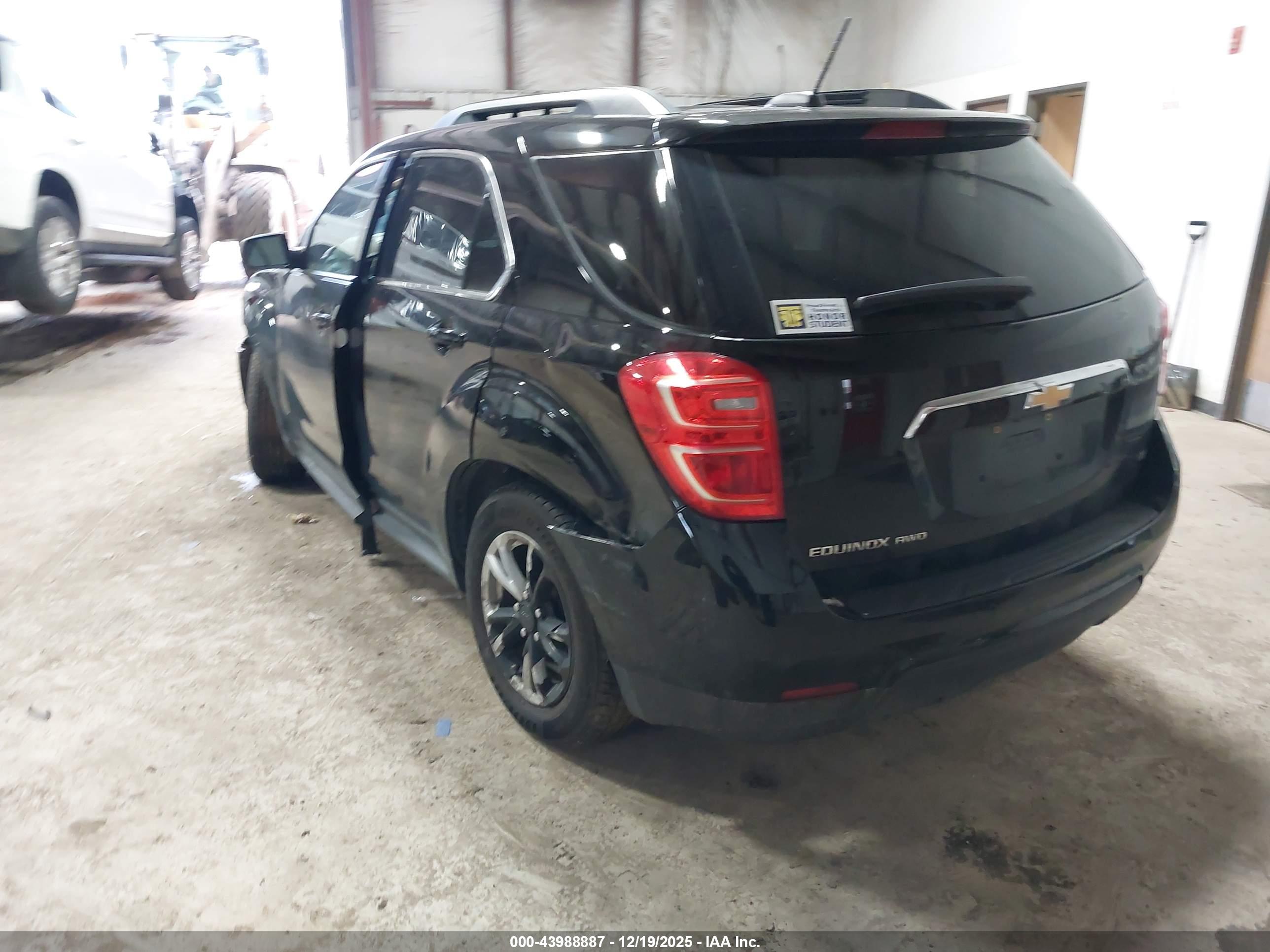 CHEVROLET EQUINOX image 3
