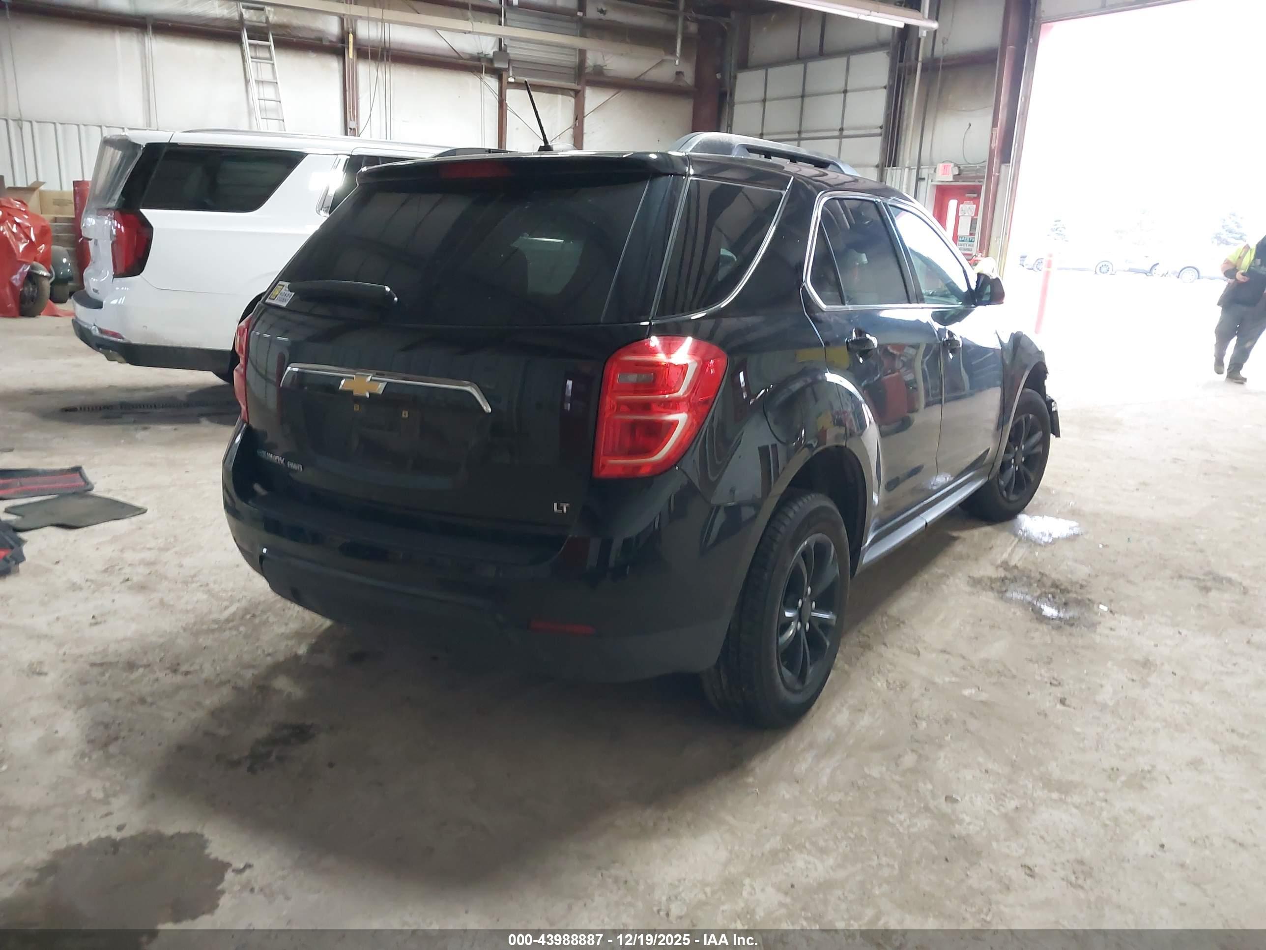 CHEVROLET EQUINOX image 4