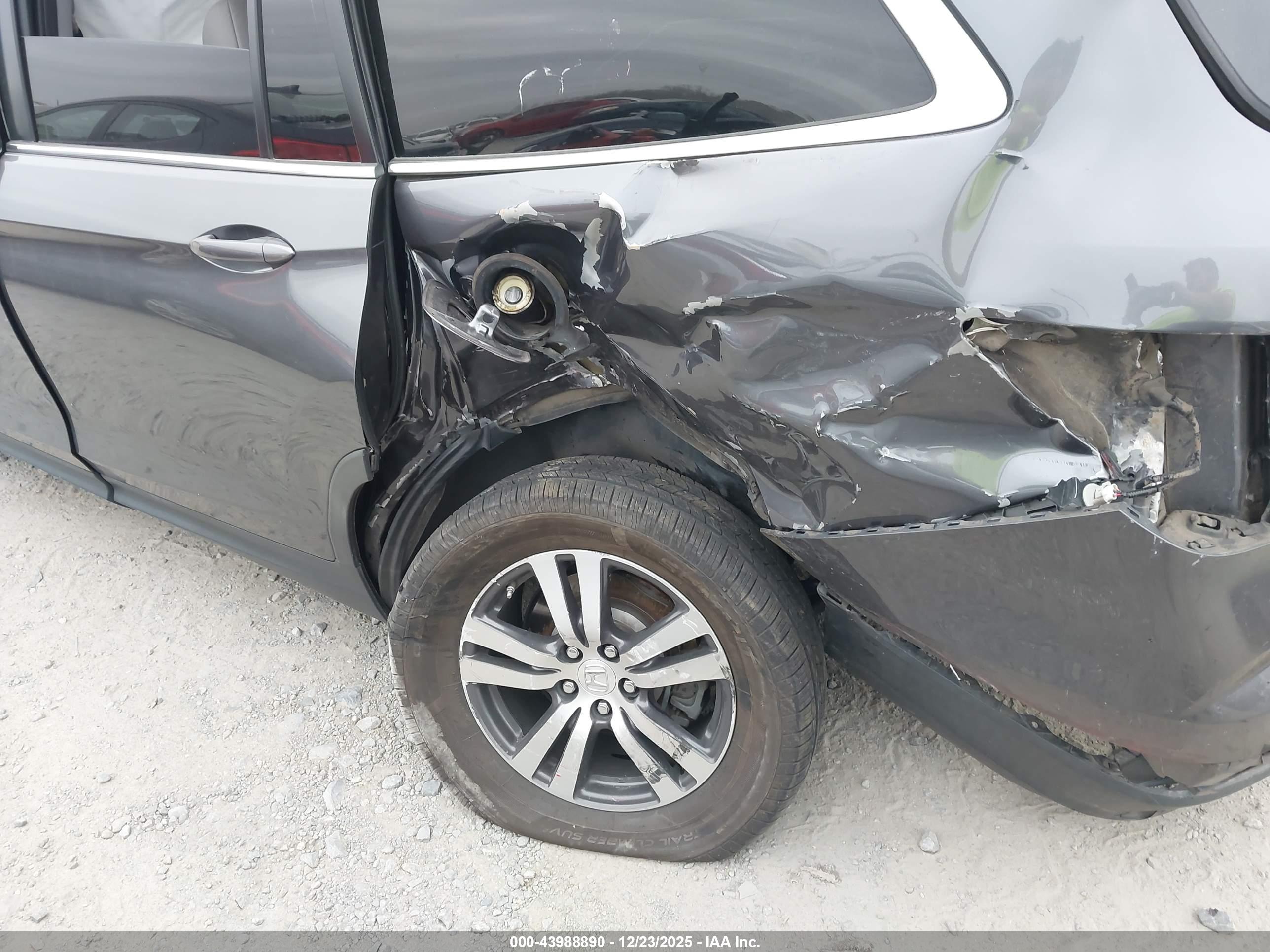 HONDA PILOT image 6
