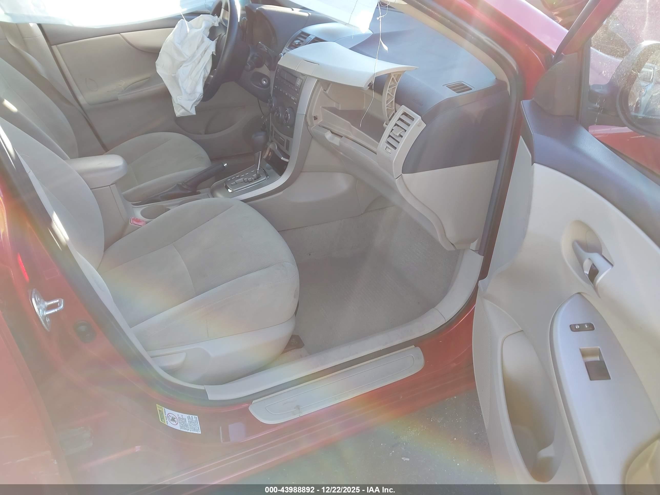TOYOTA COROLLA image 5
