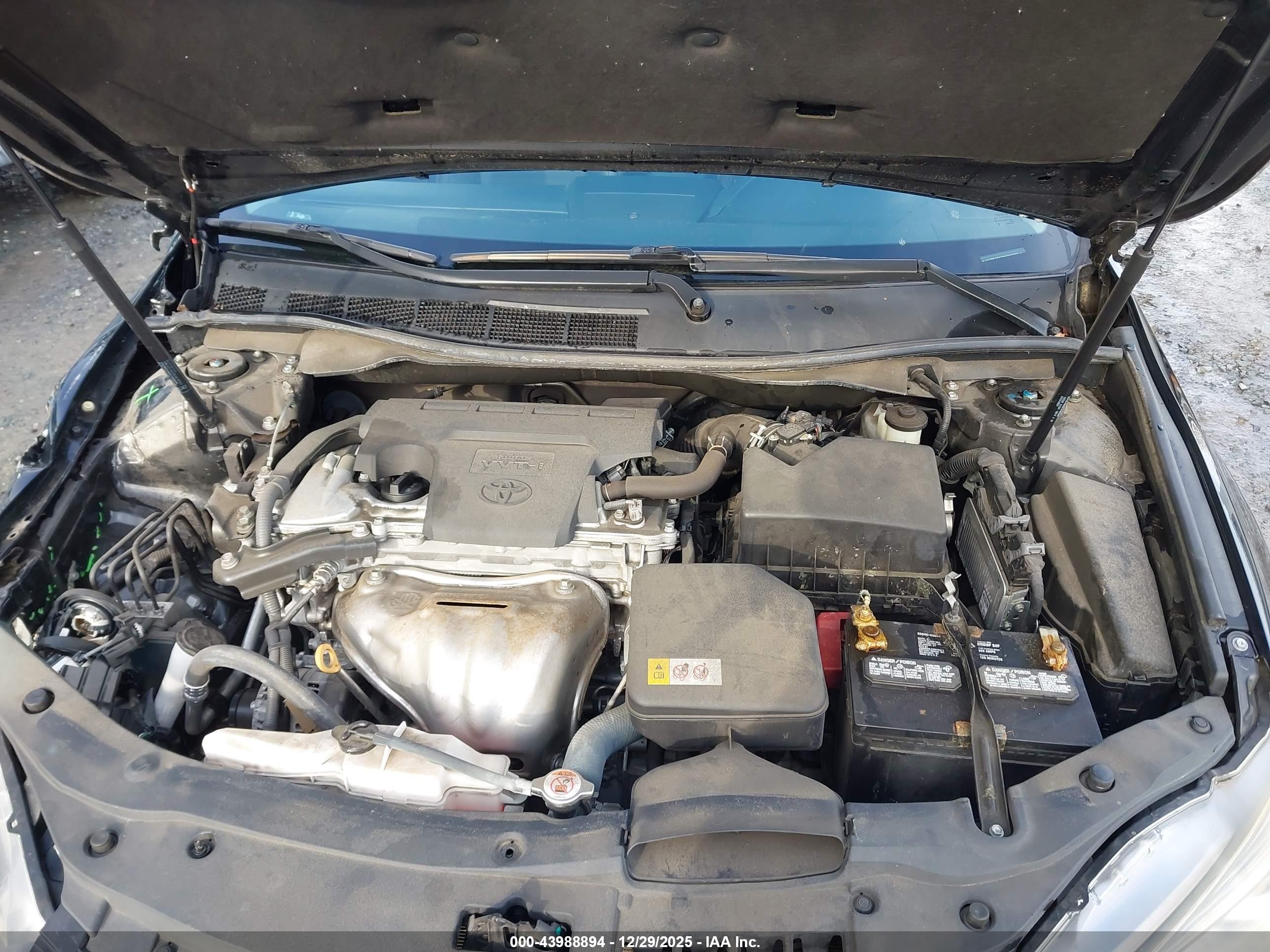 TOYOTA CAMRY image 10
