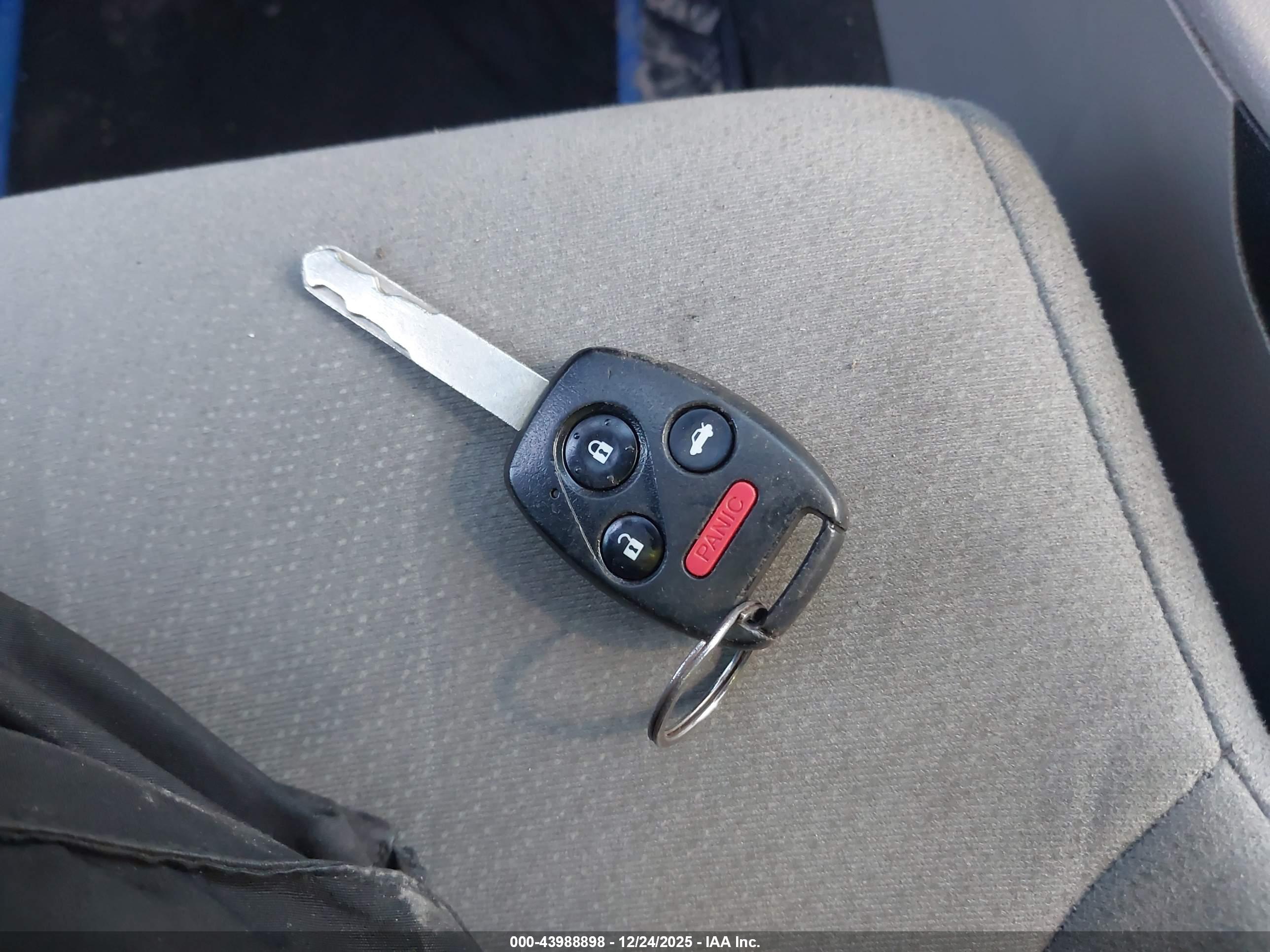 HONDA CIVIC image 11