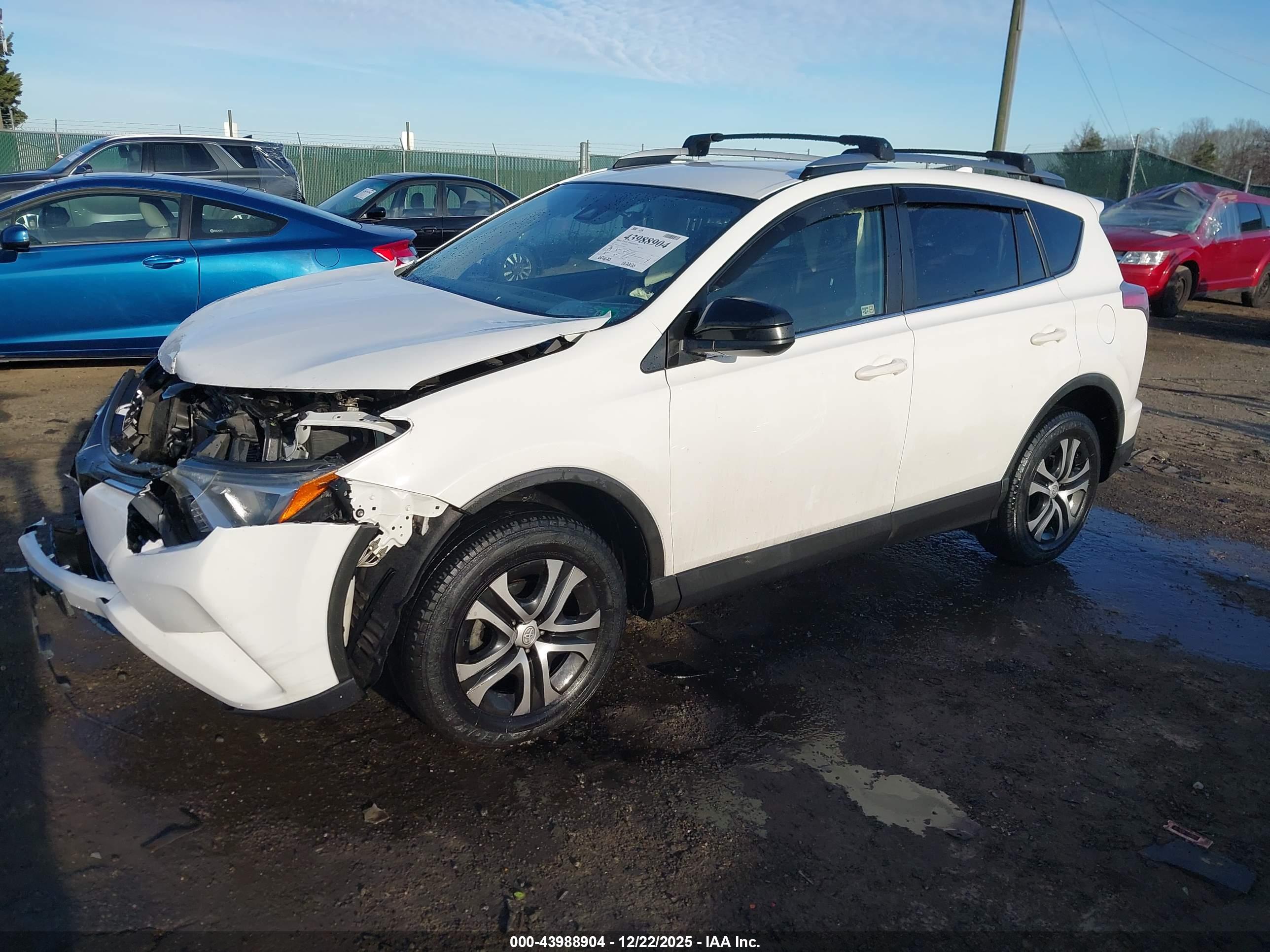 TOYOTA RAV4 image 2