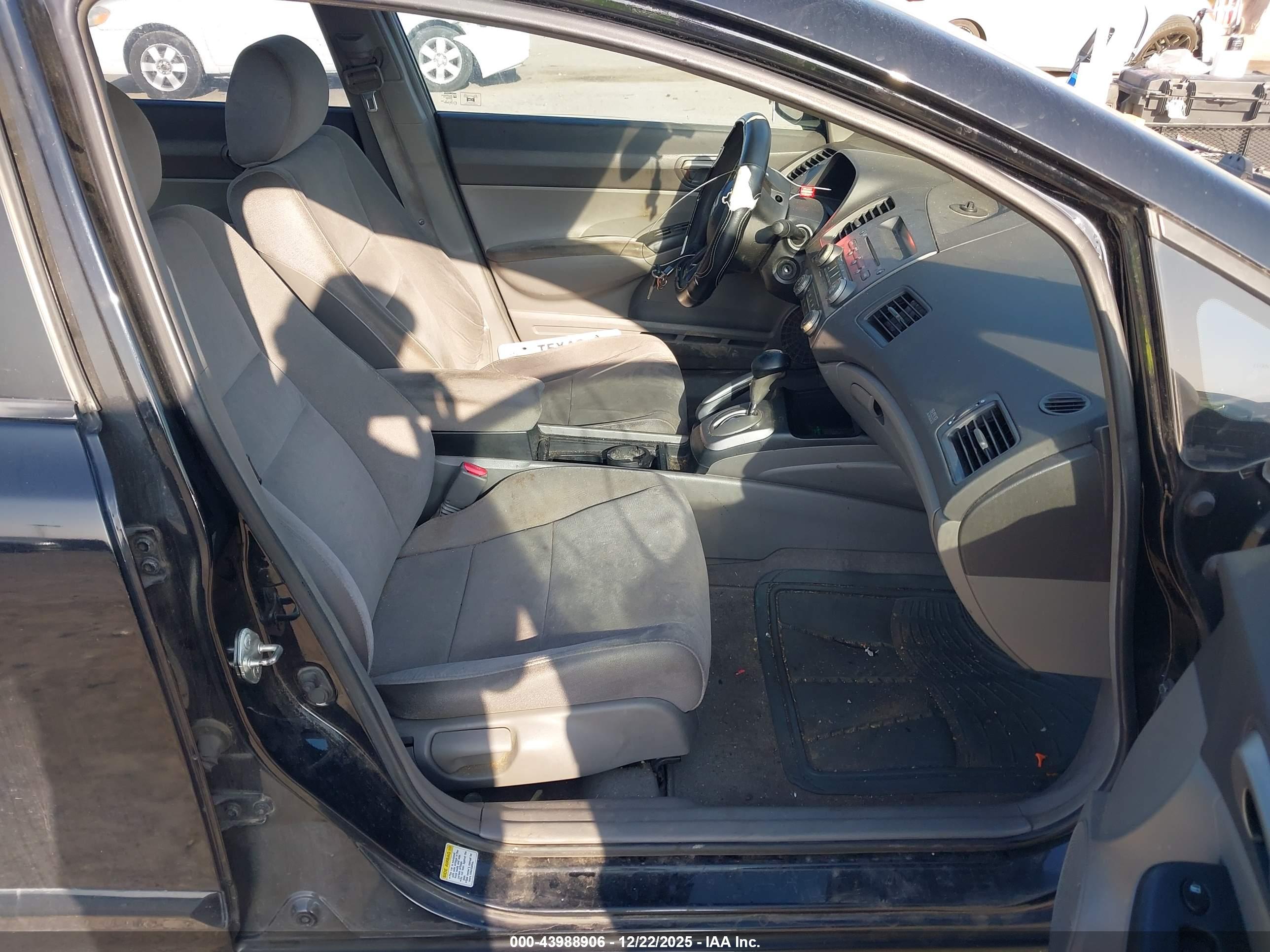 HONDA CIVIC image 5