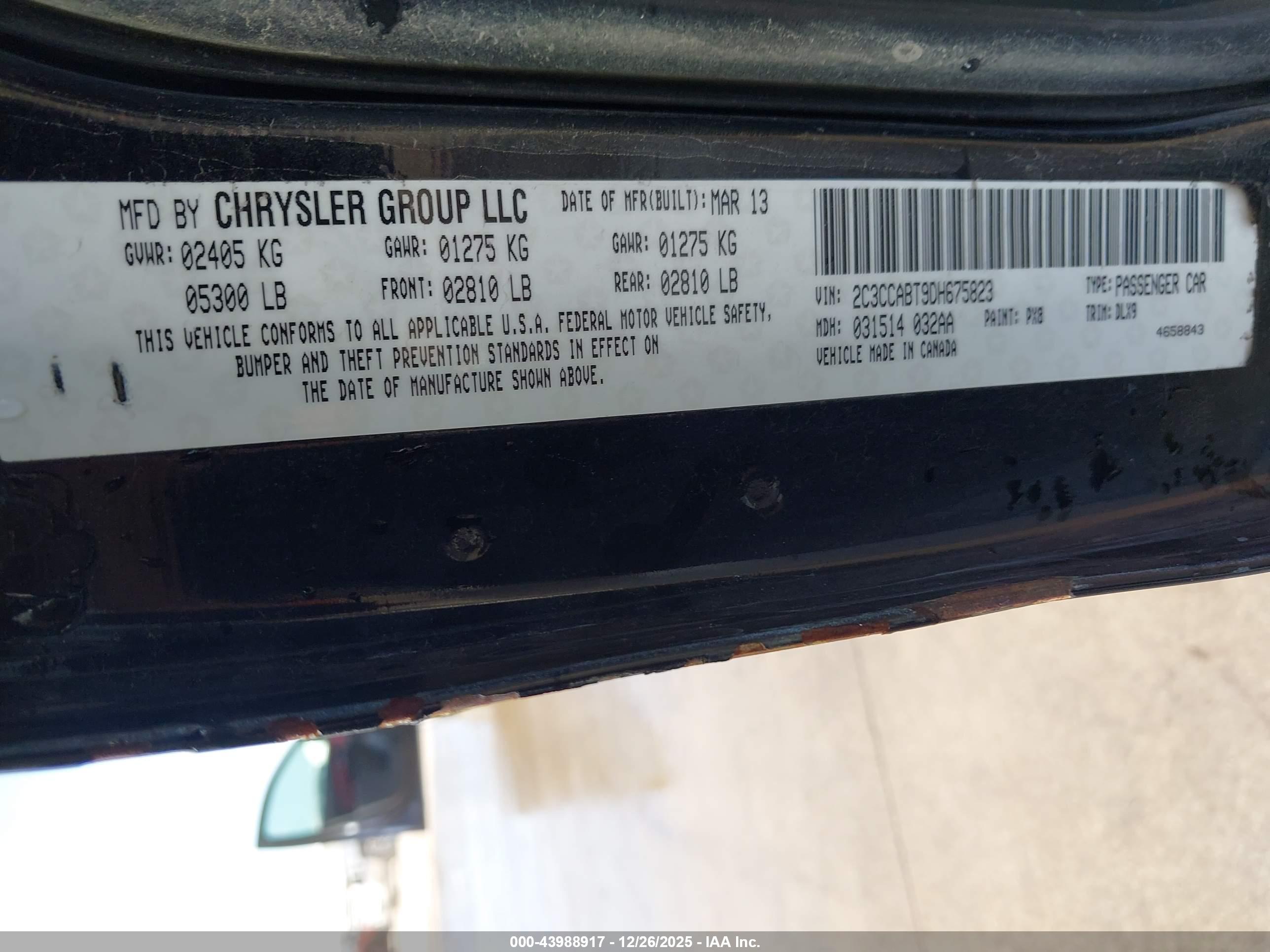 CHRYSLER 300 image 9