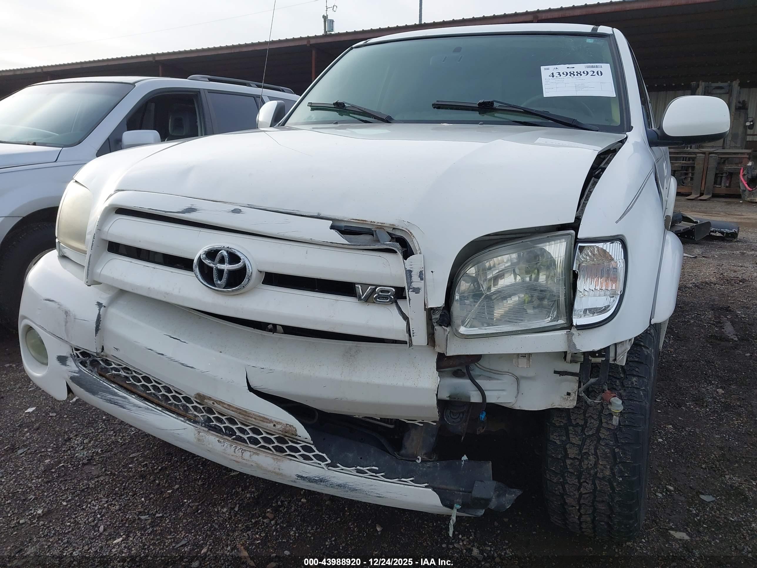 TOYOTA TUNDRA image 6