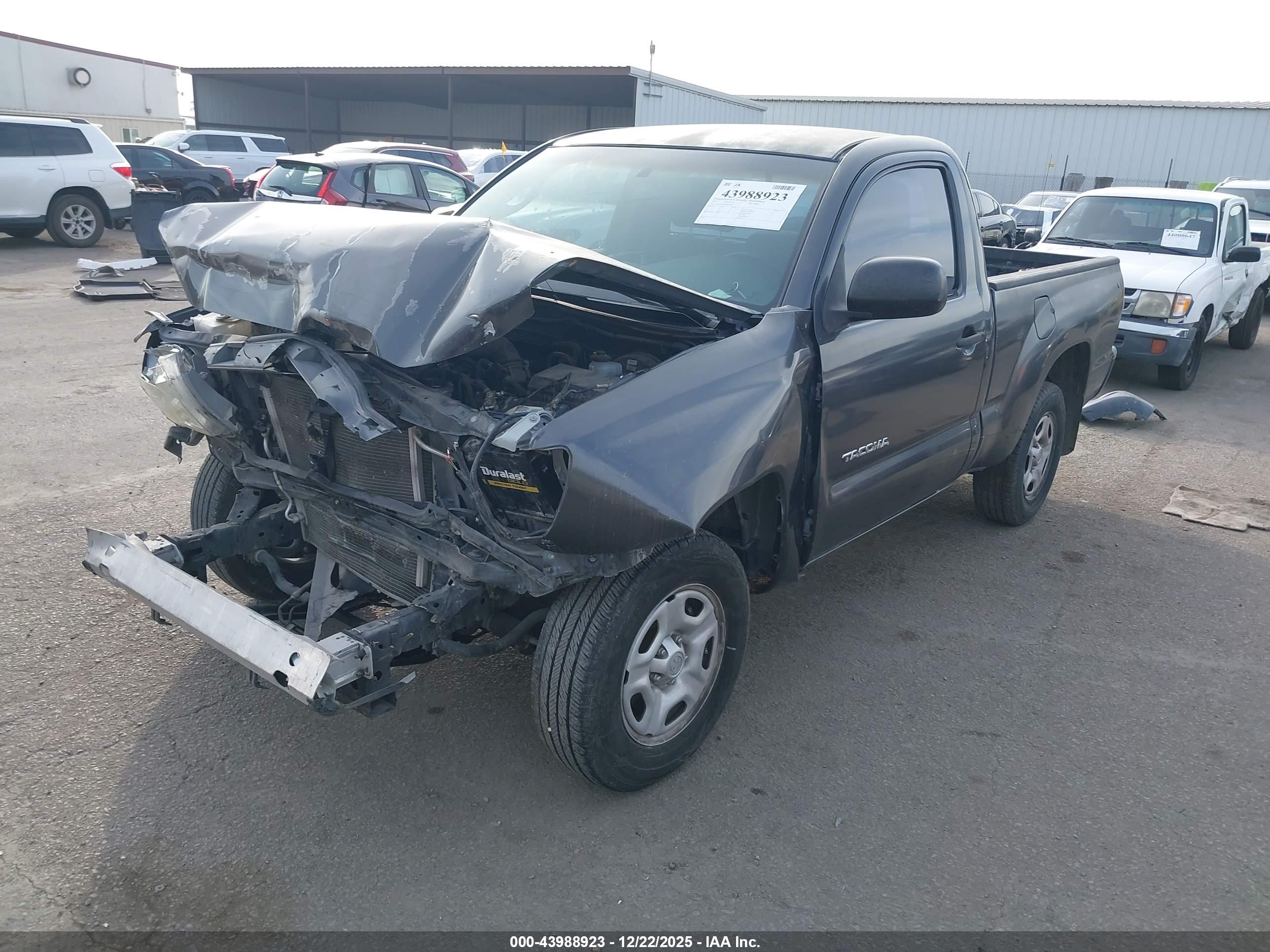 TOYOTA TACOMA image 2