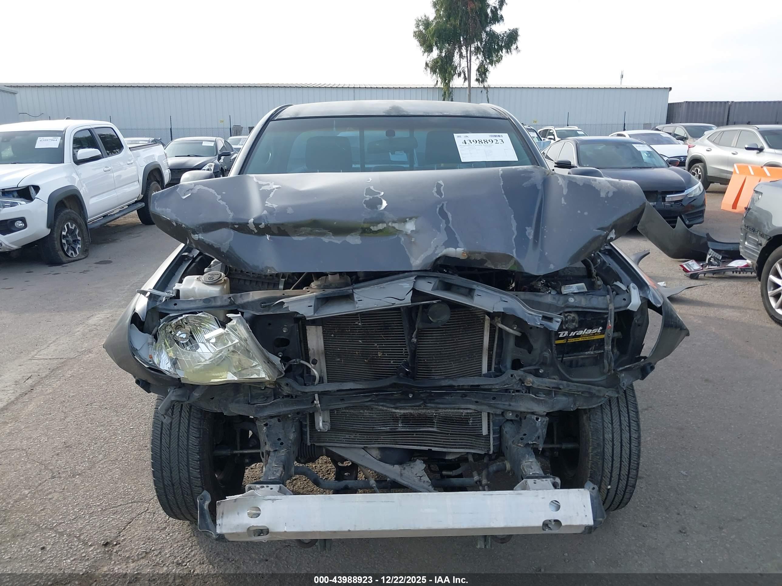 TOYOTA TACOMA image 6