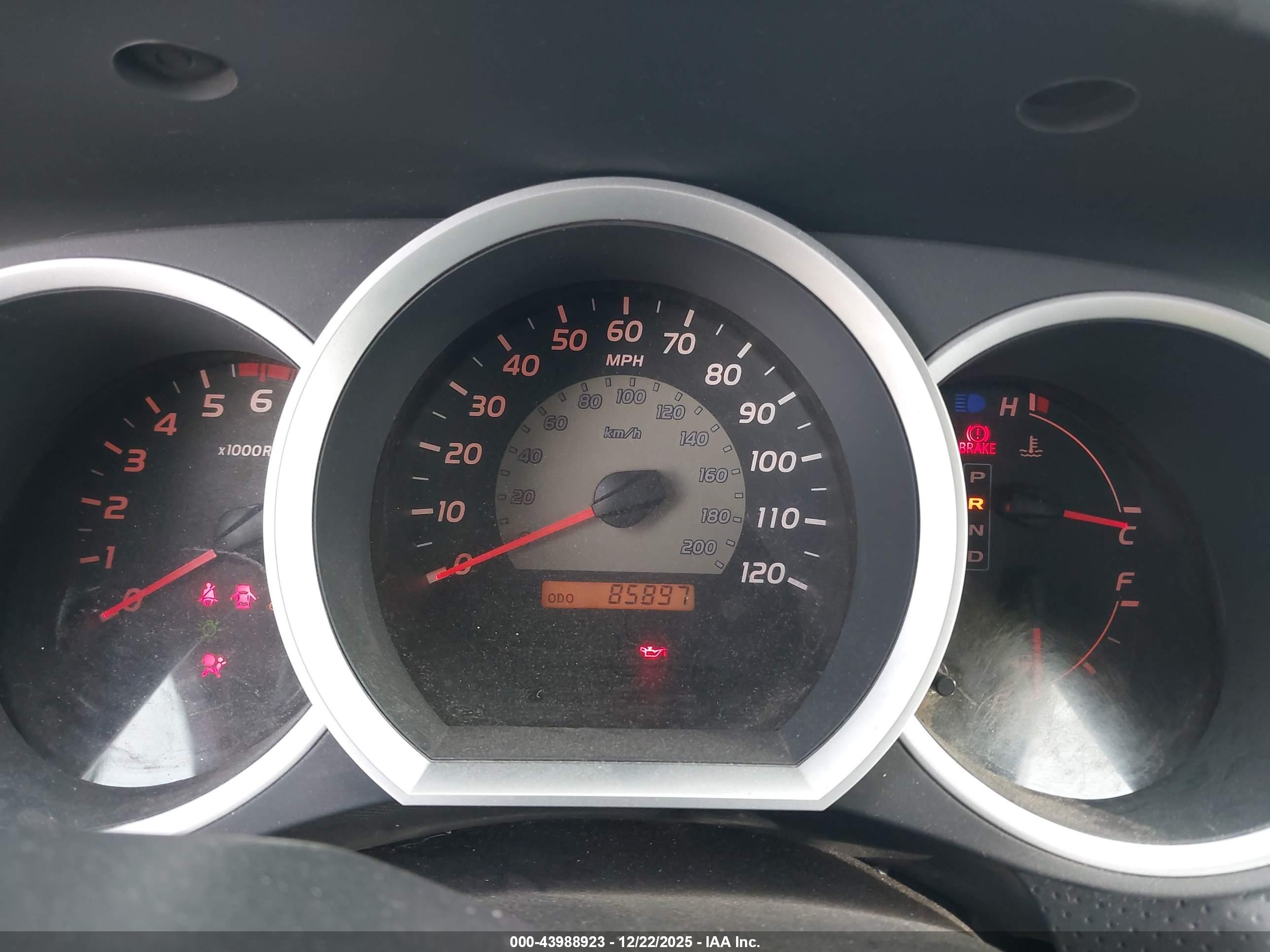TOYOTA TACOMA image 7