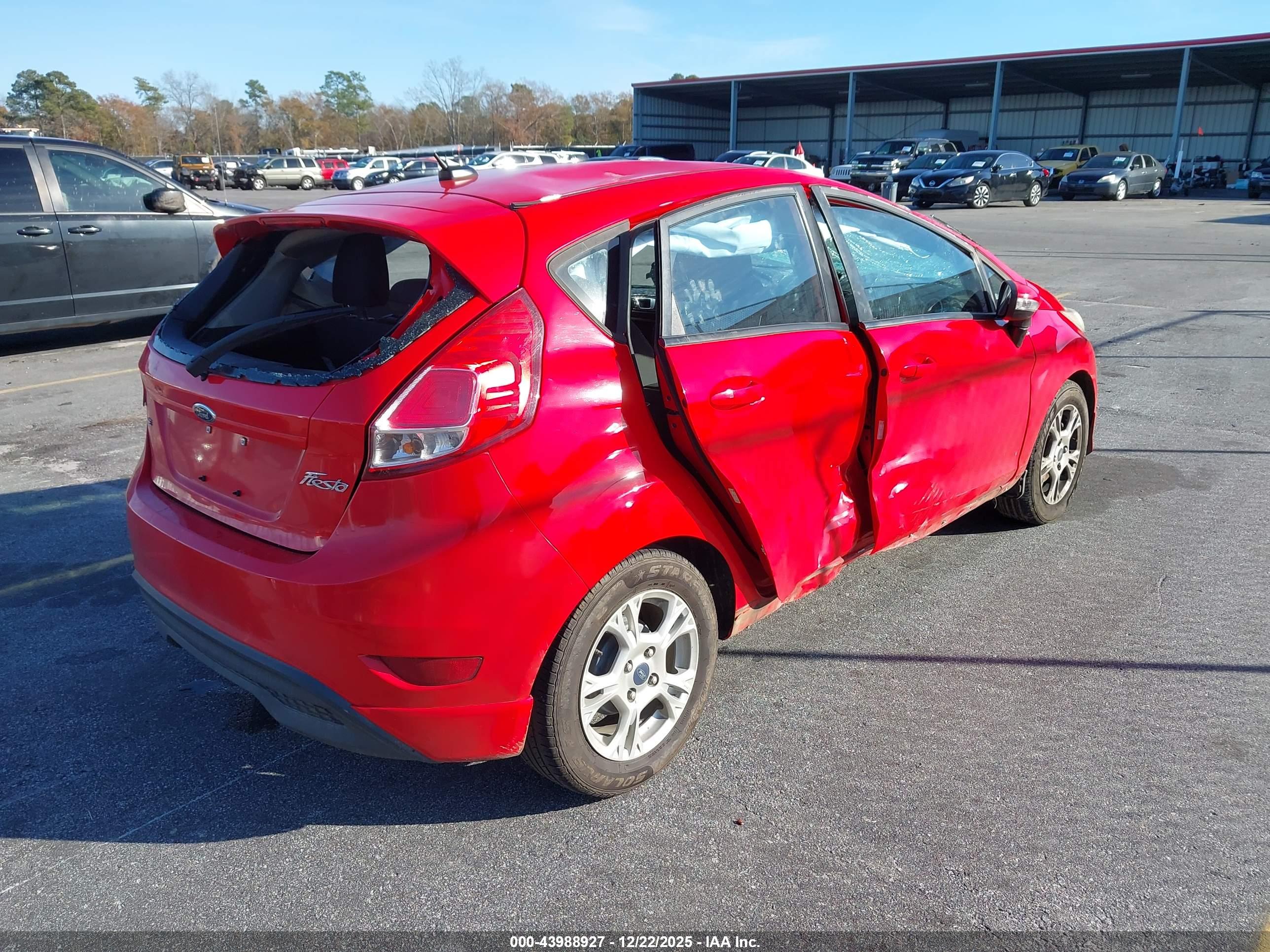 FORD FIESTA image 4