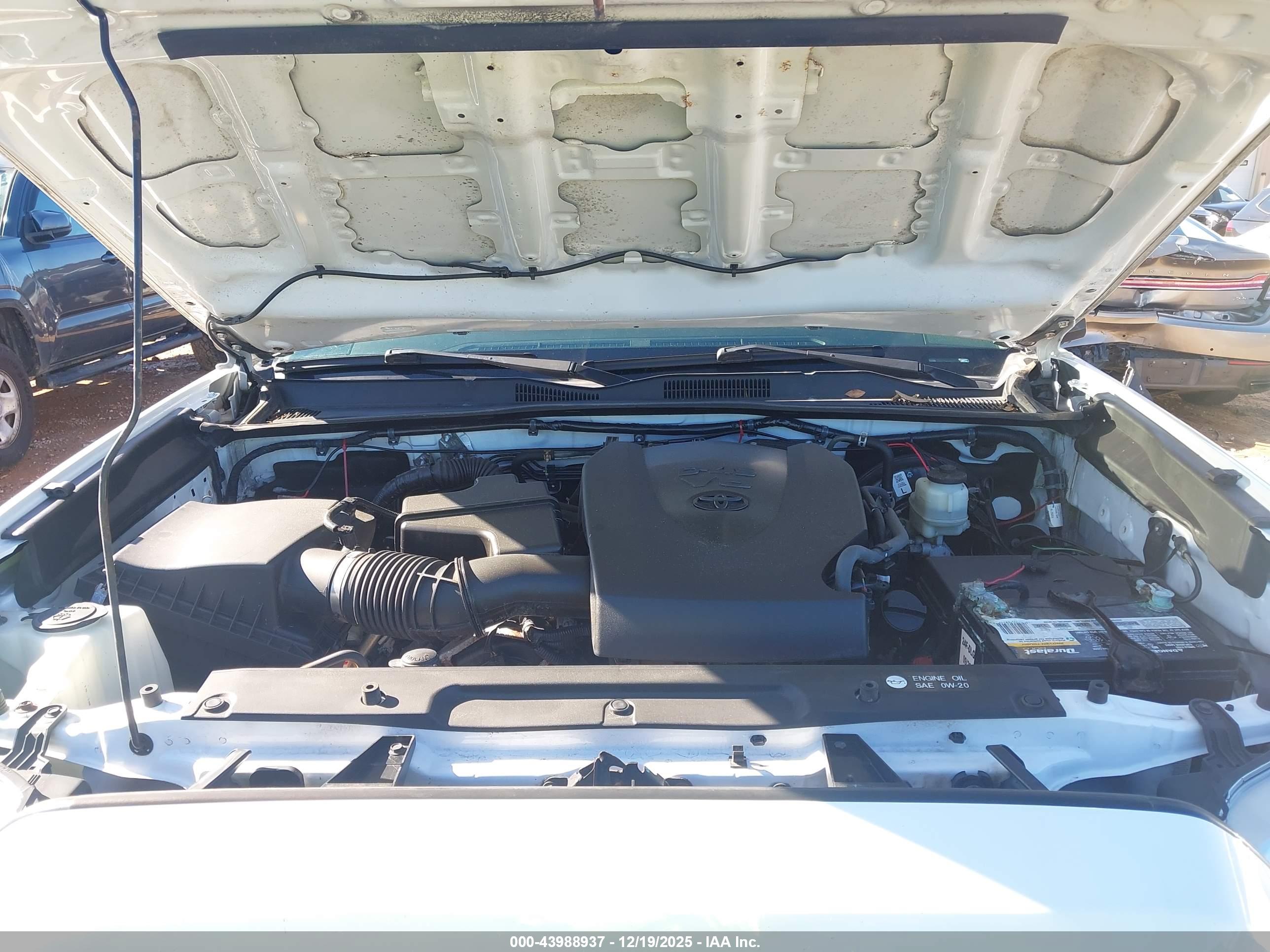 TOYOTA TACOMA image 10