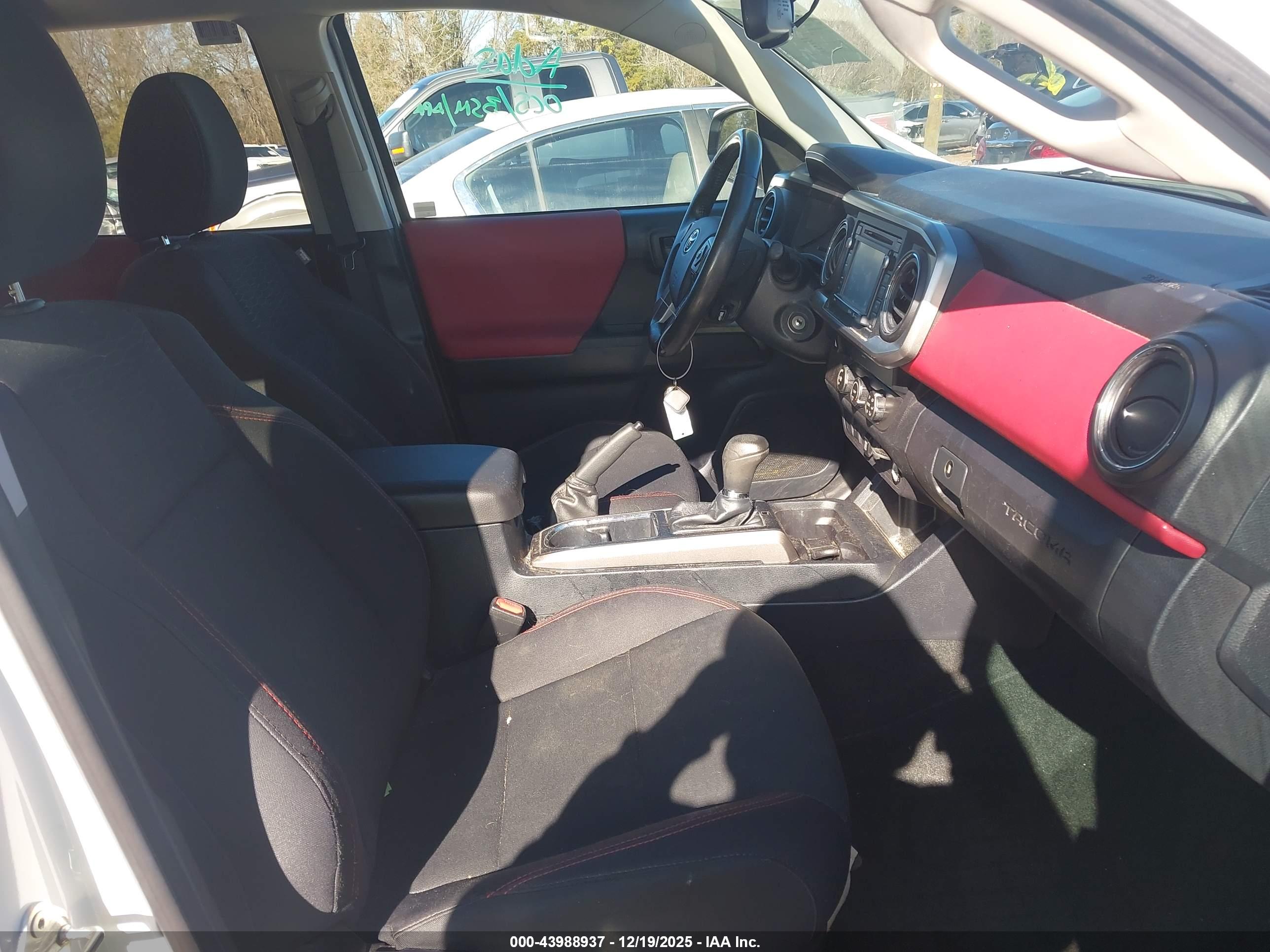 TOYOTA TACOMA image 5