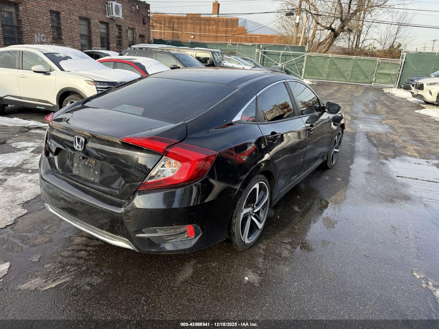 HONDA CIVIC image 4