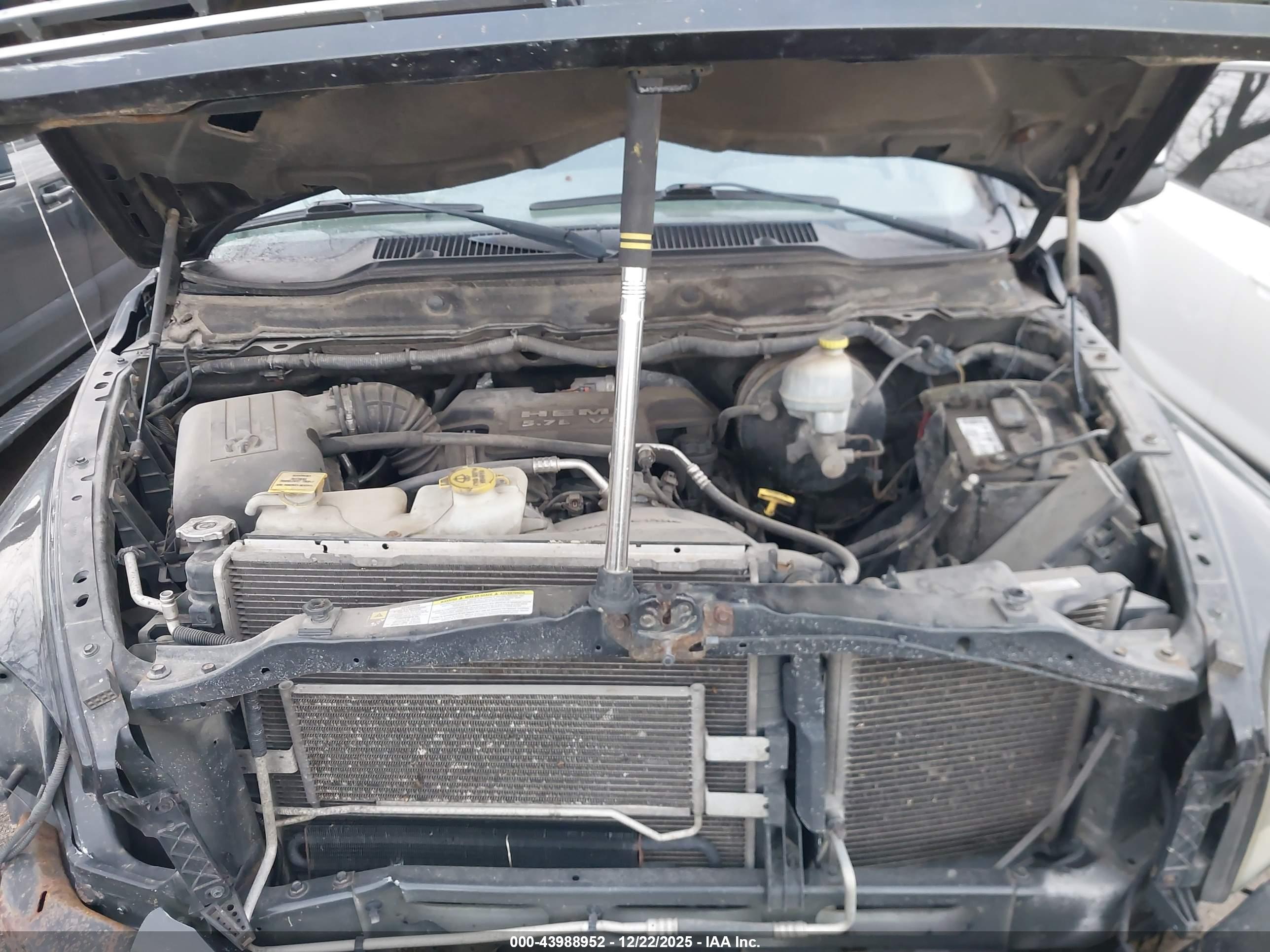 DODGE RAM image 10